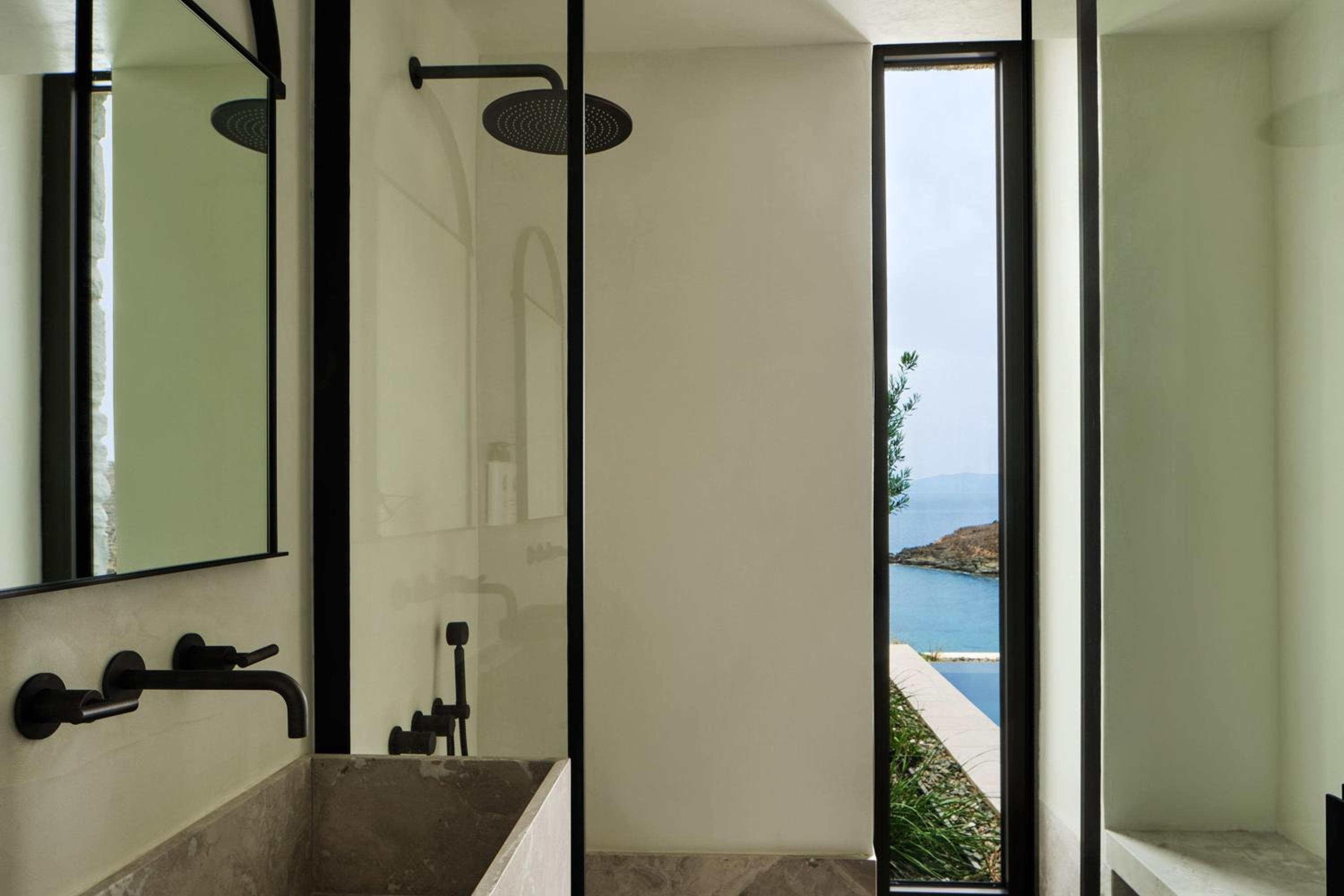 Premium Double Room Sea View & Chill Out Pool photo 2
