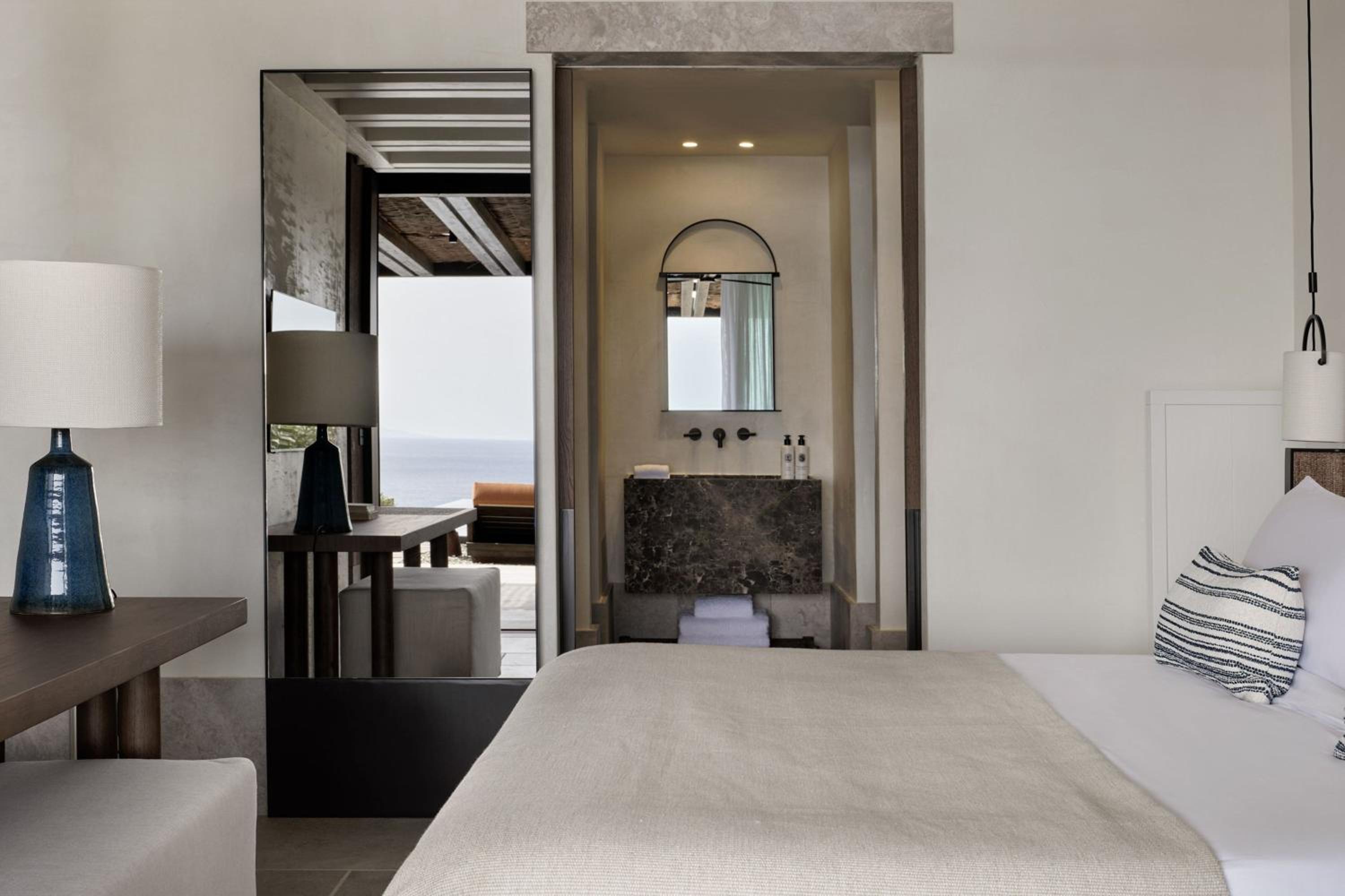 State Suite Private Pool