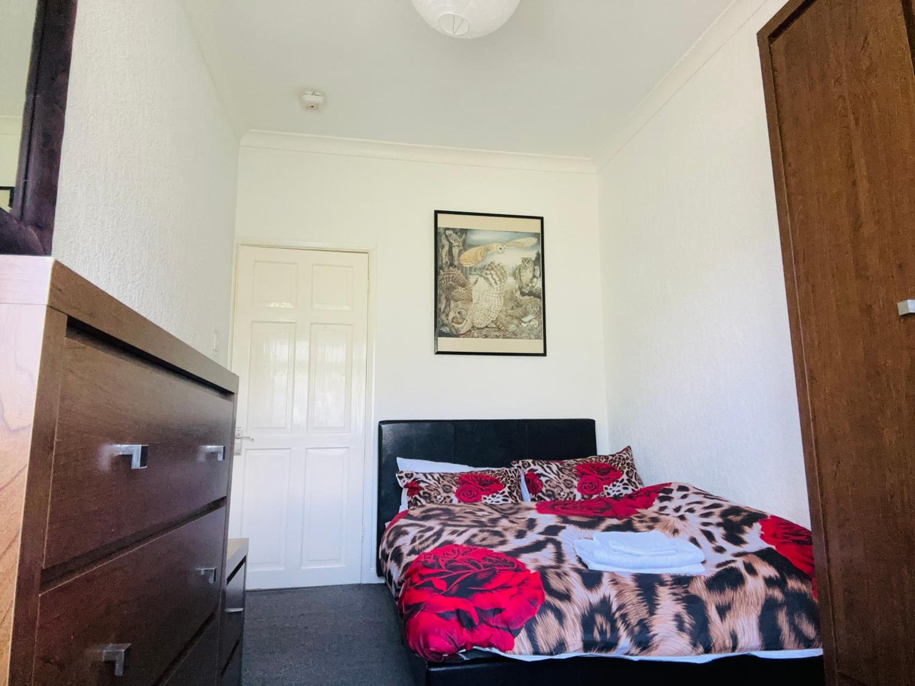 Apartment photo 1