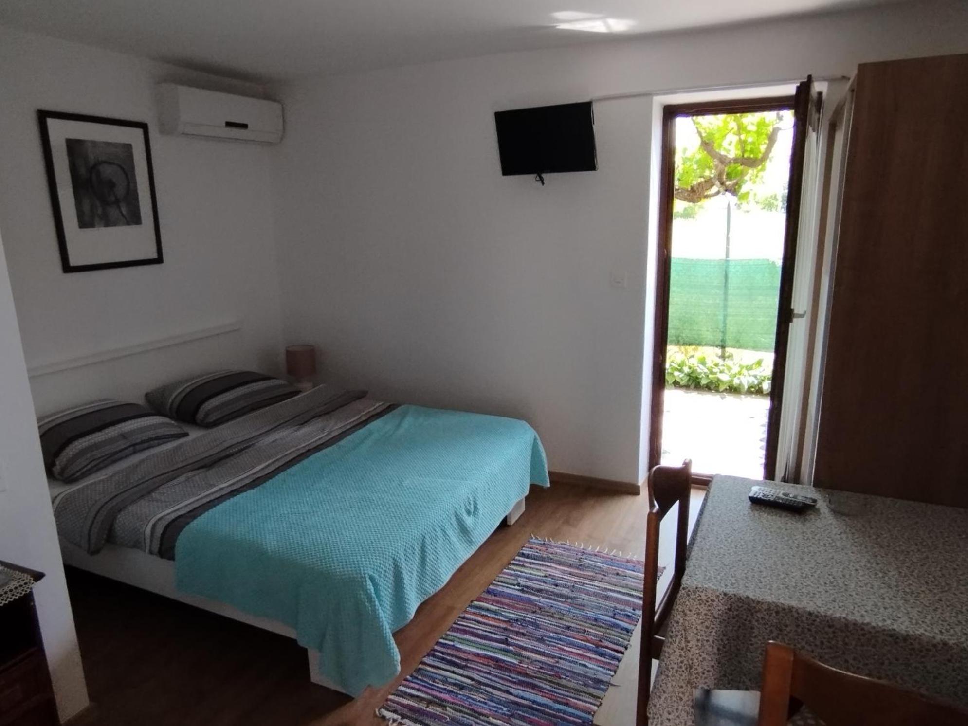 Studio with Terrace photo 1