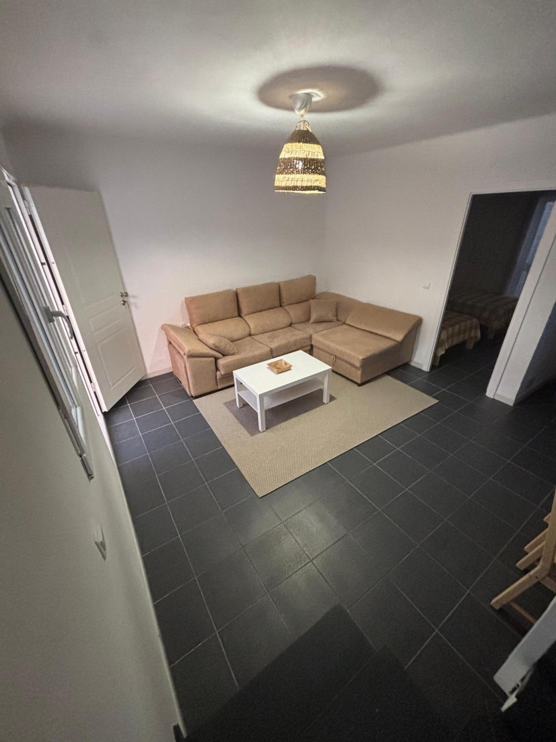 Casa de tres habitaciones