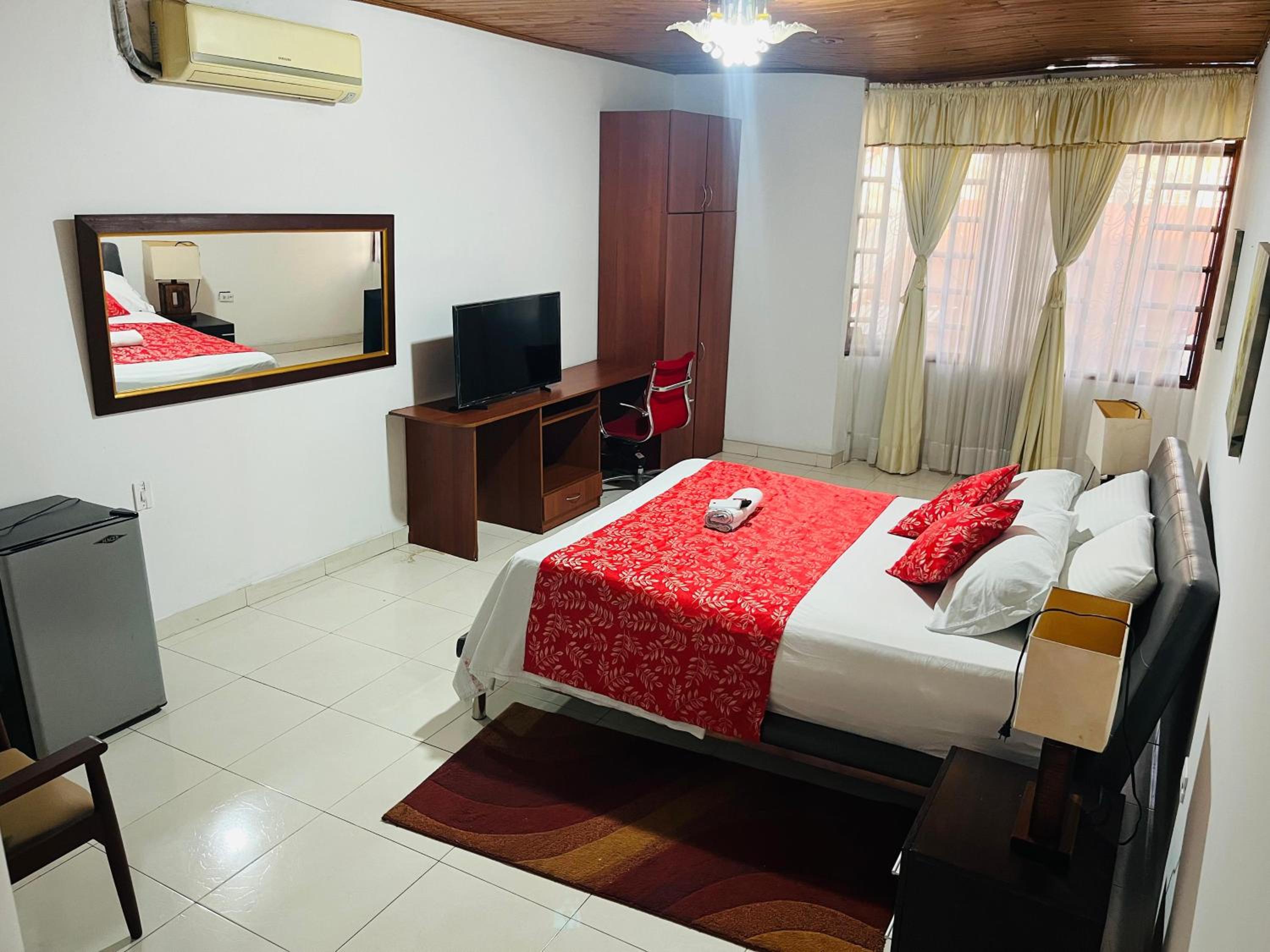 Suite photo 1
