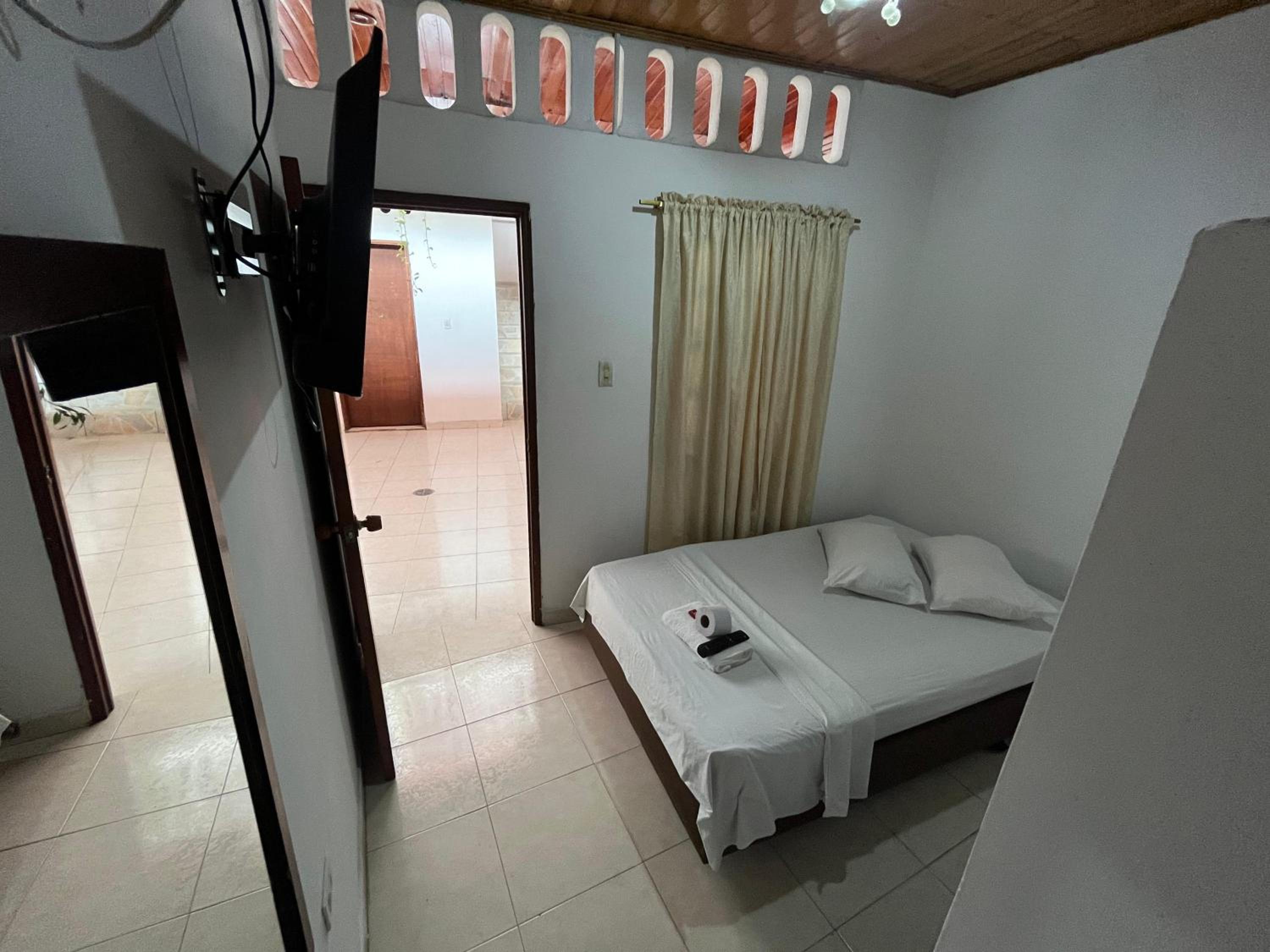 Small Single Room photo 1