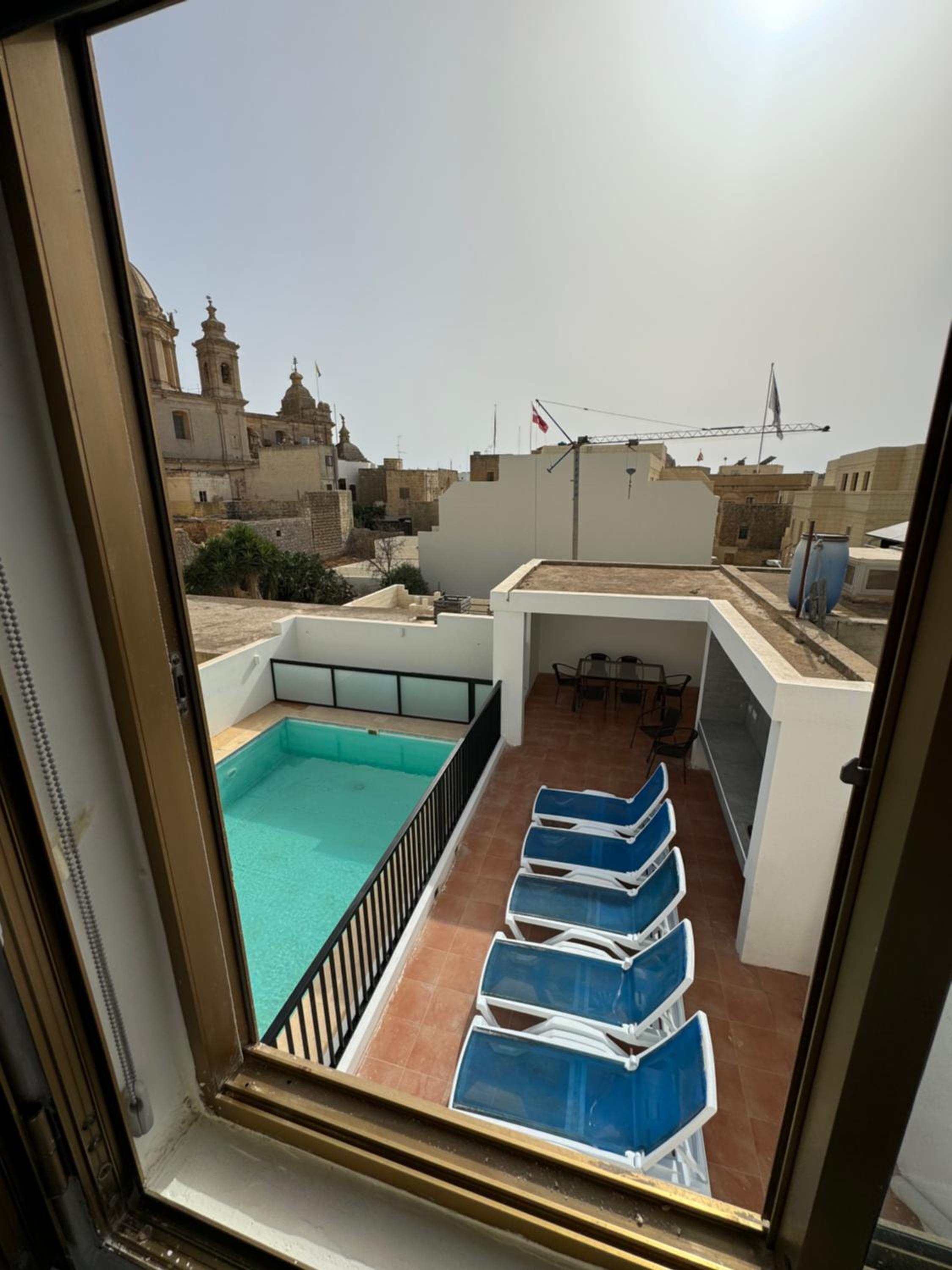 Double Room With Pool View photo 3