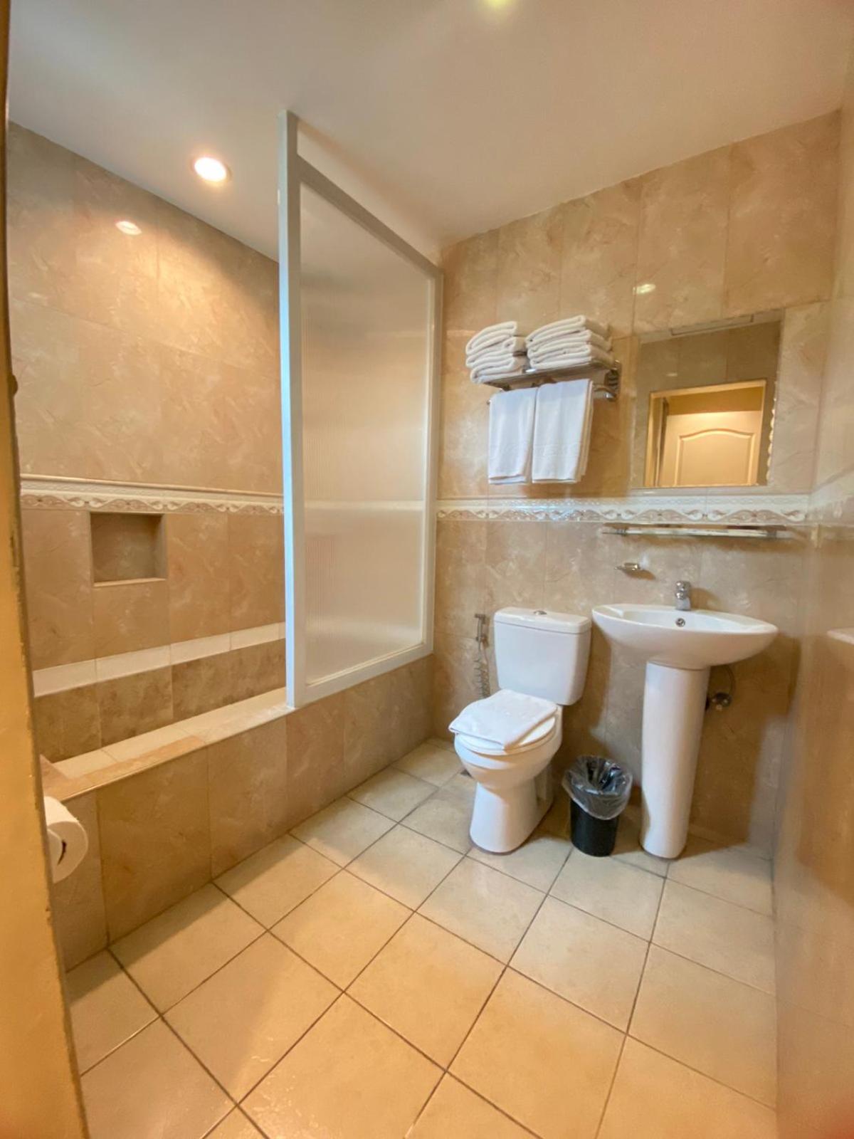 Family Suite - Photo 6