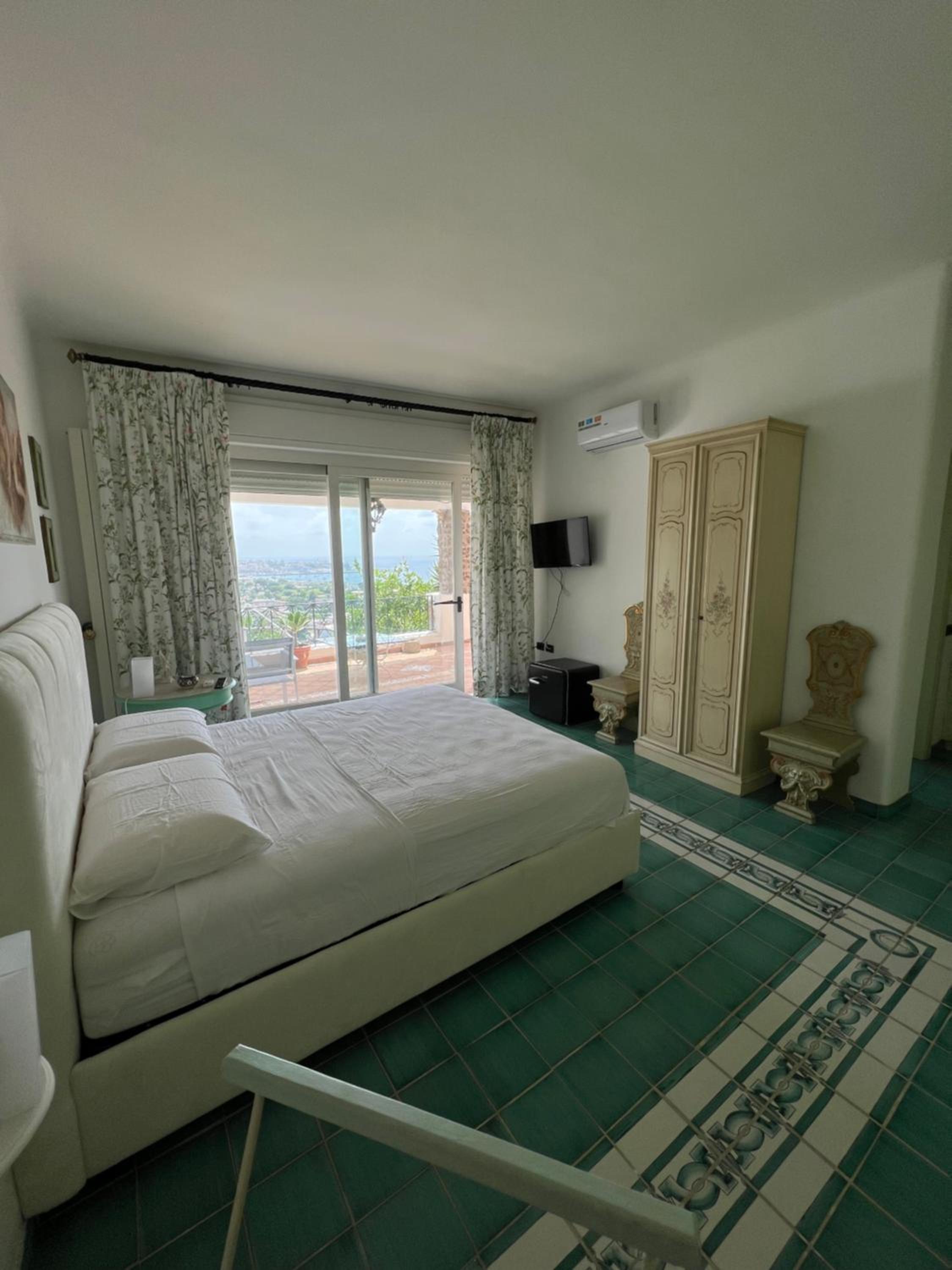 One-Bedroom Villa