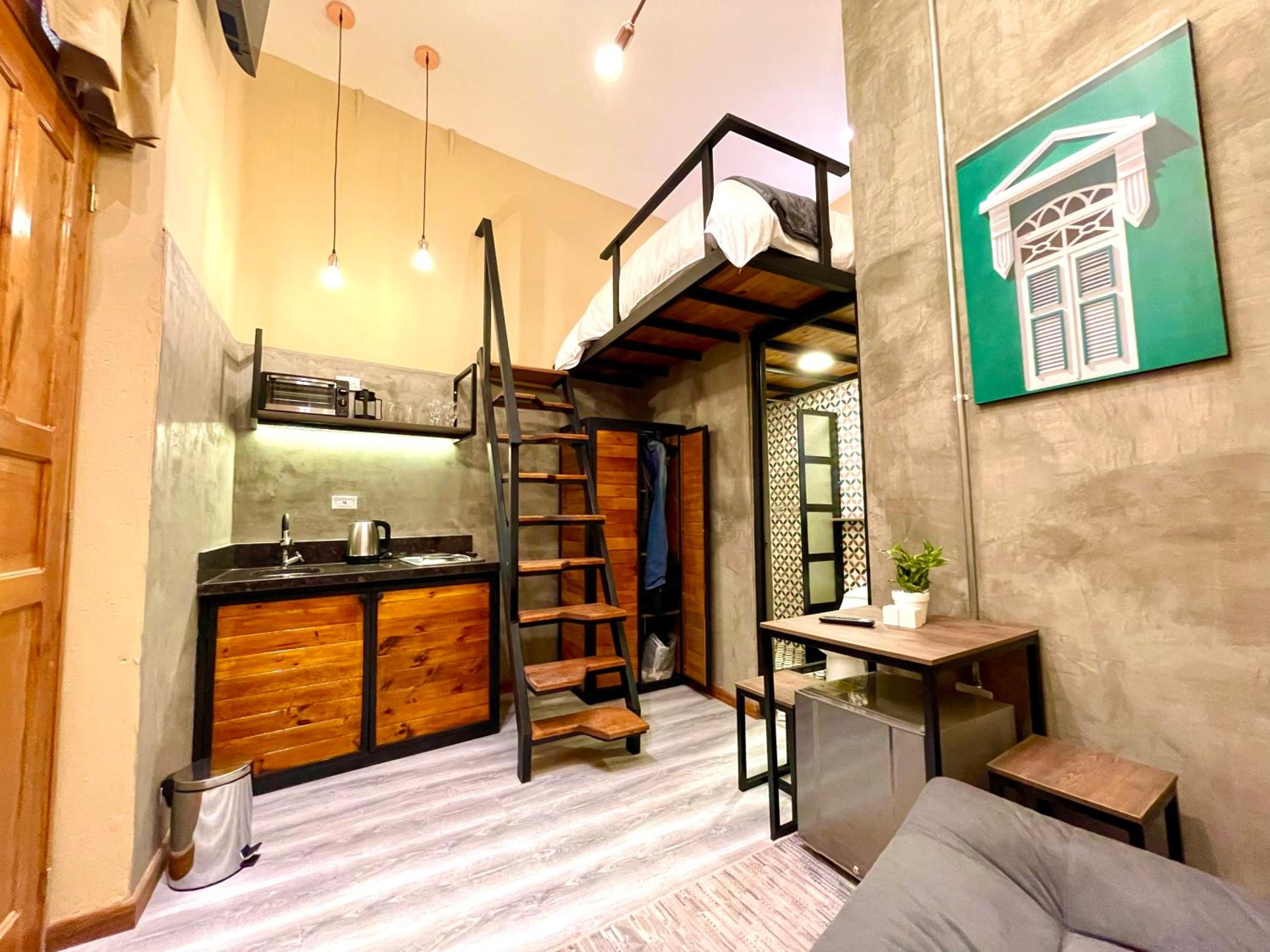 Deluxe Apartment