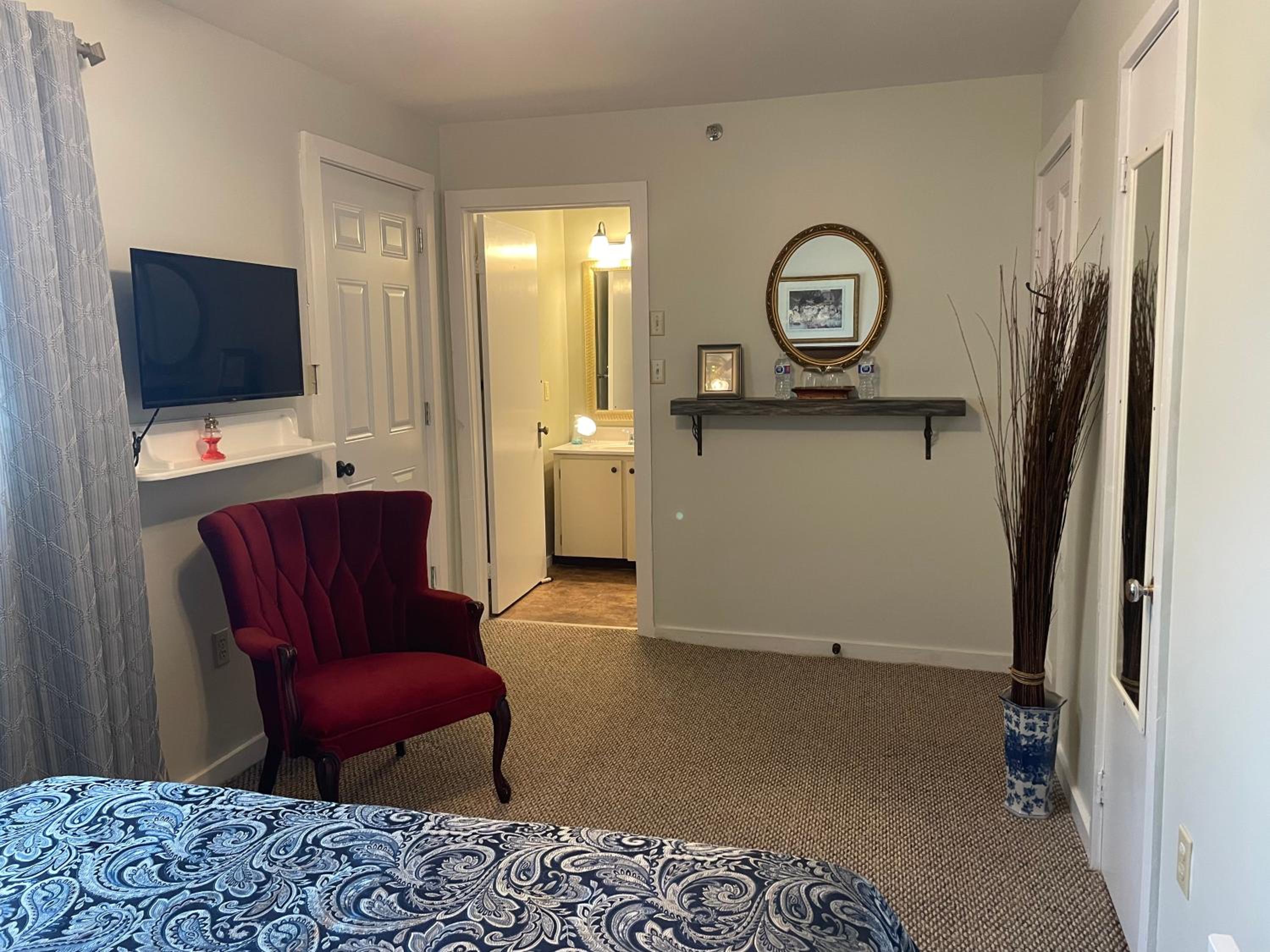 Queen Room - Photo 3