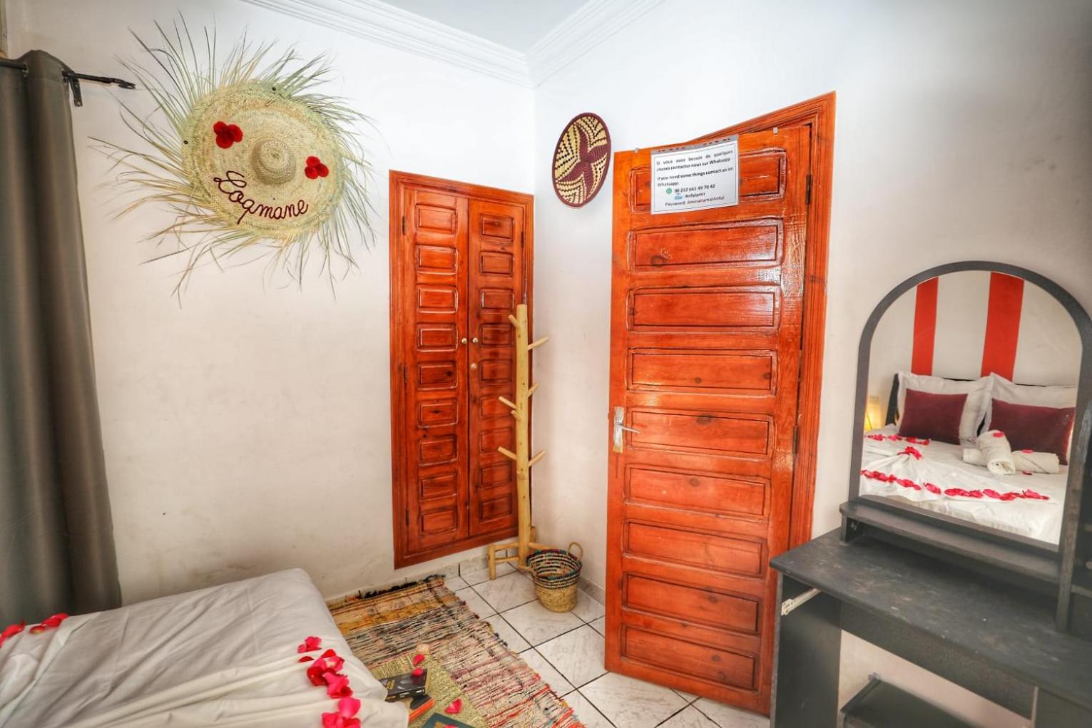 Deluxe Double Room - Photo 10