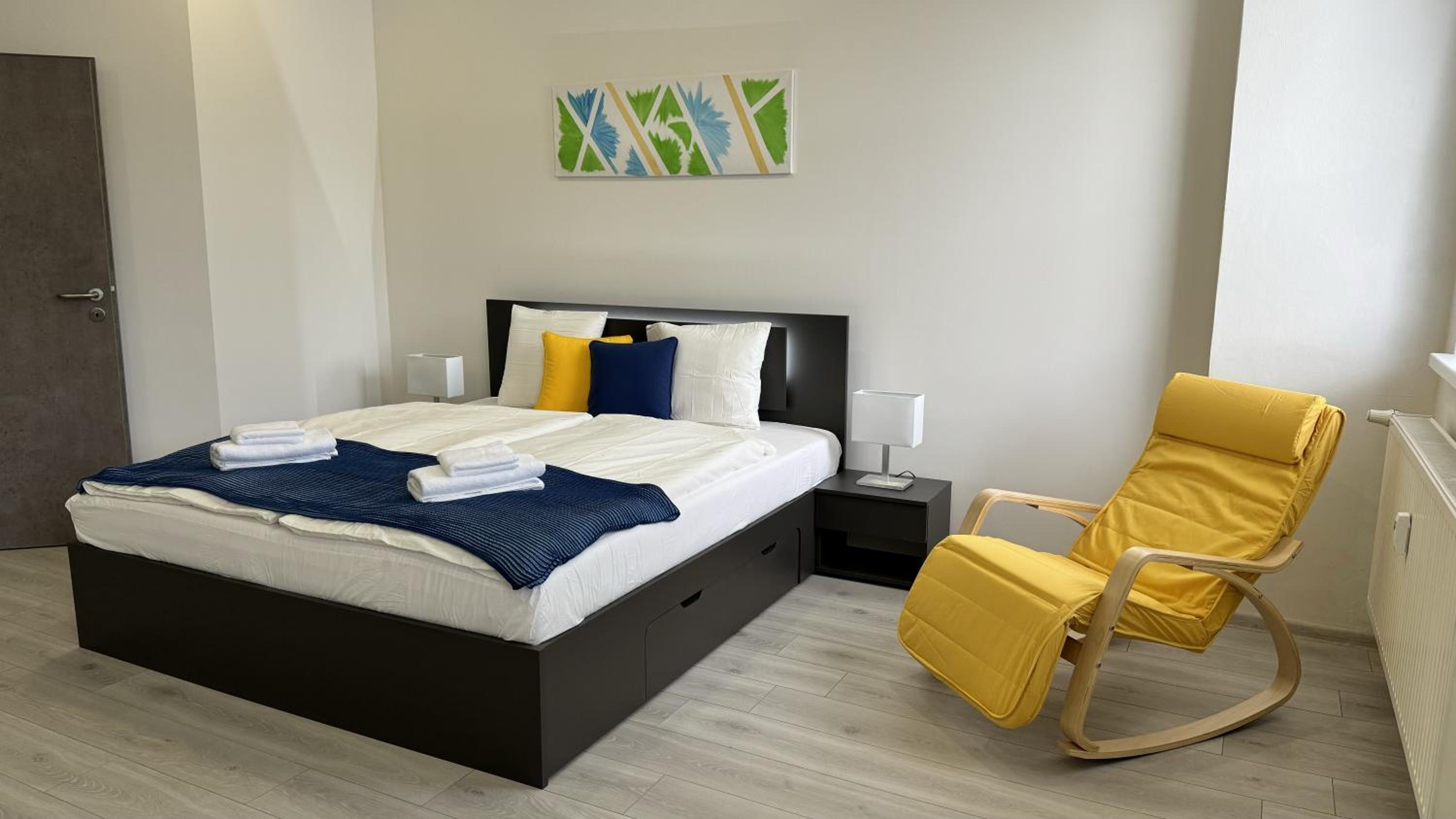 Apartment photo 1