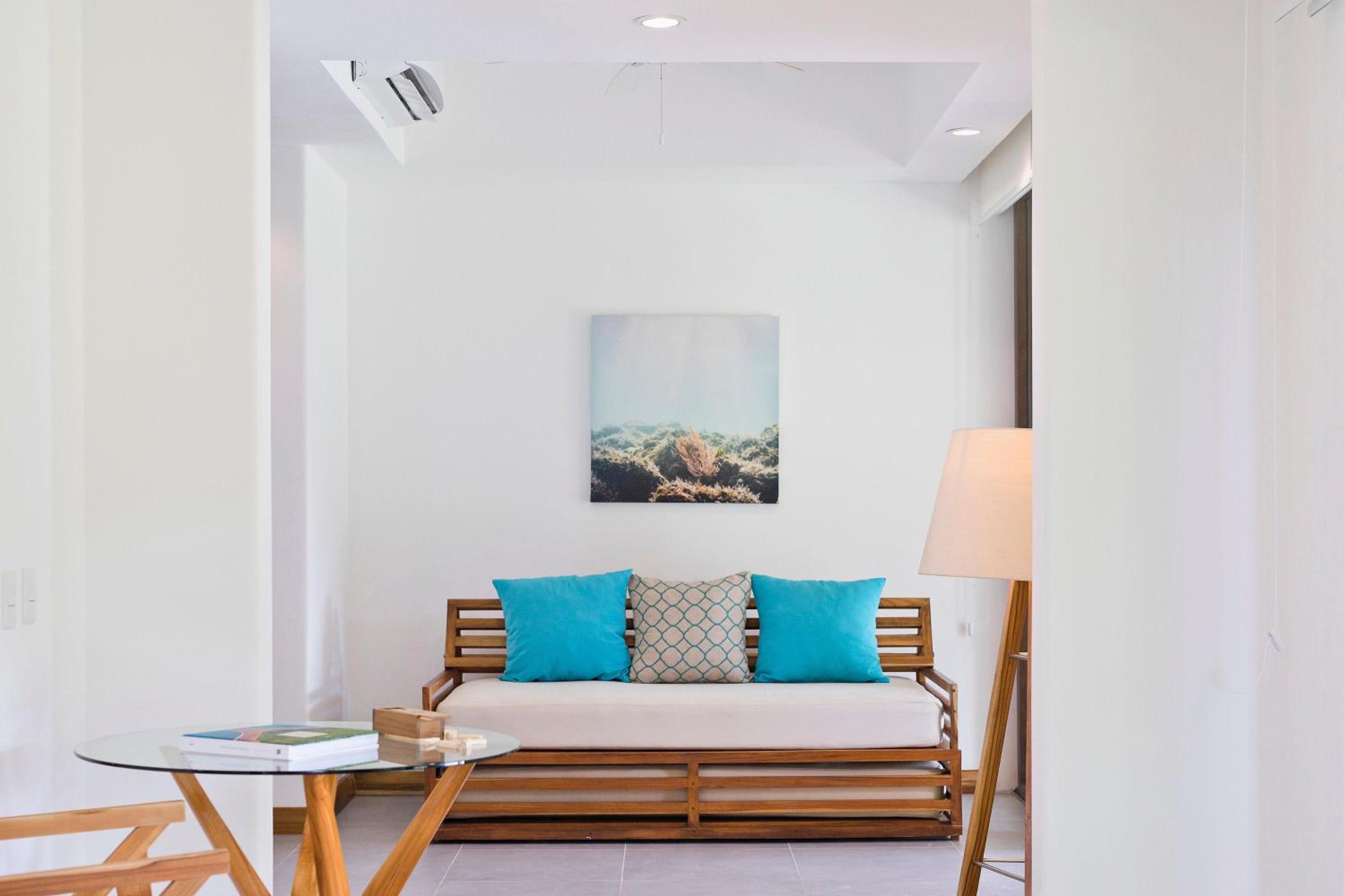 Ocean Breeze Suite