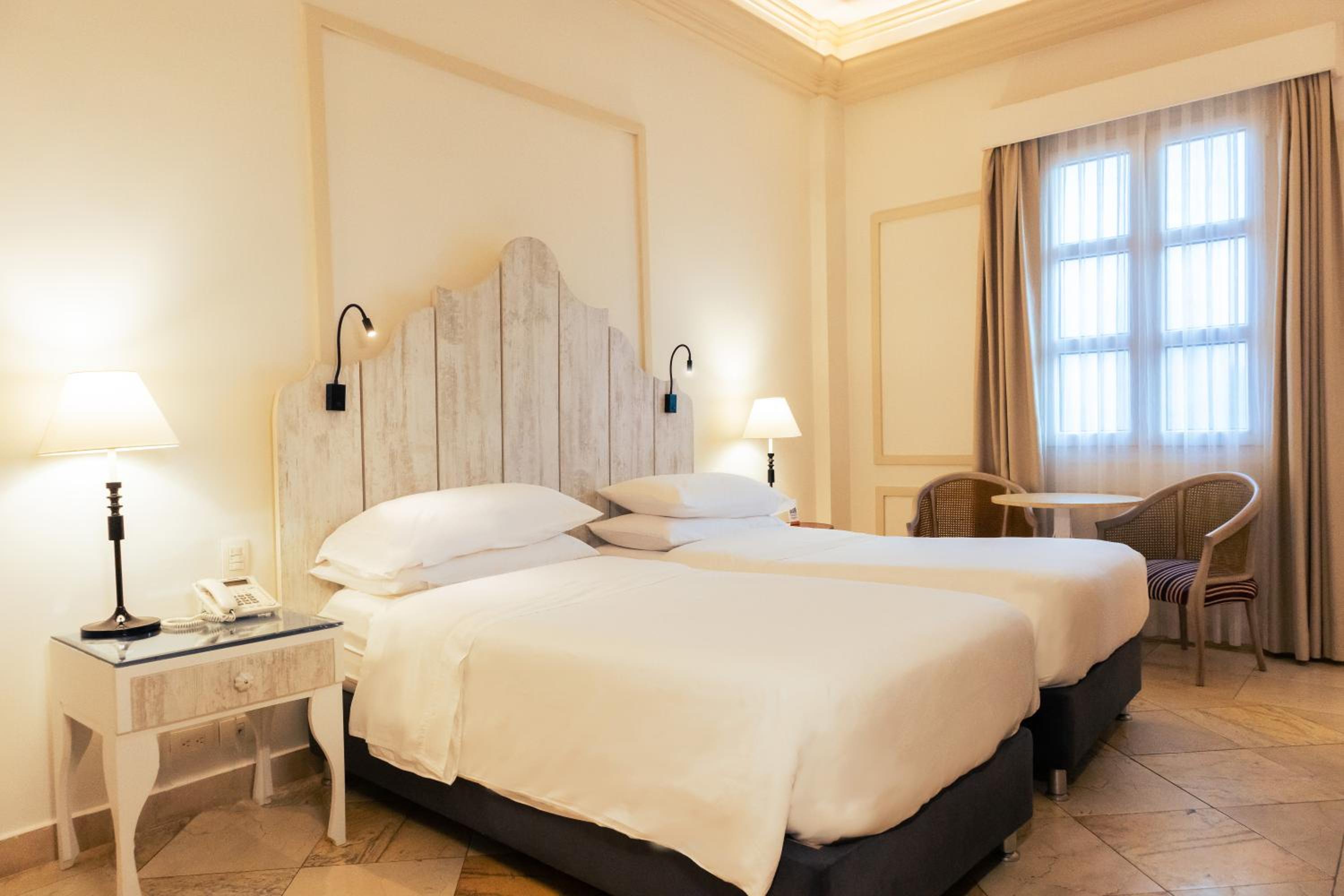 2 Single Beds-premium Room