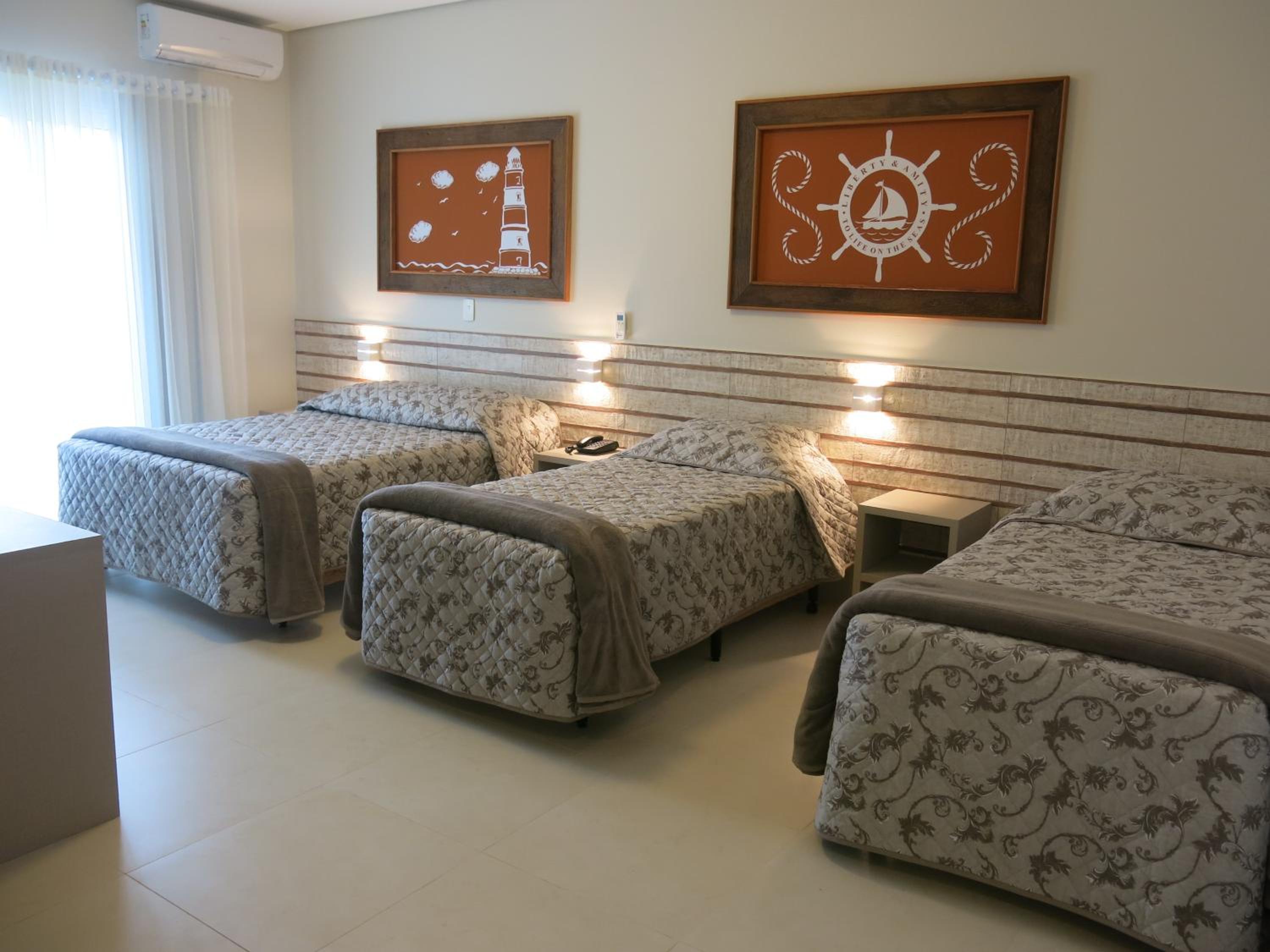 Family Room with Side Sea View photo 1