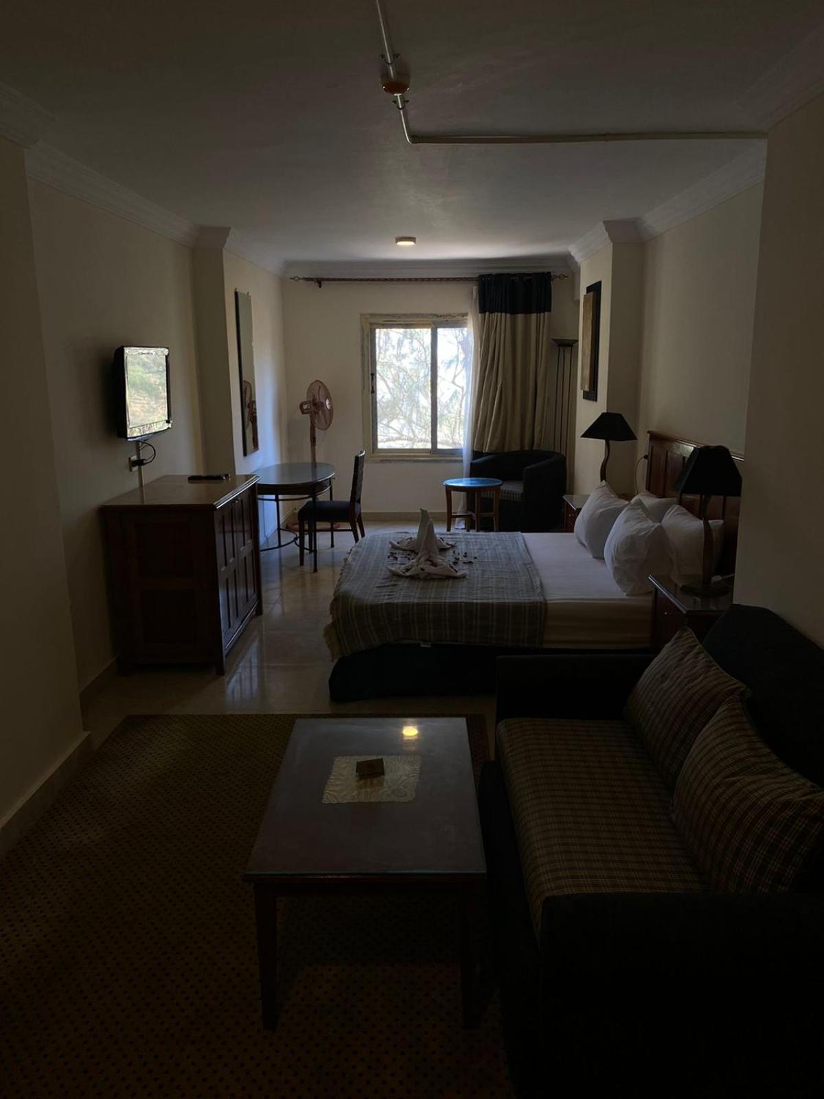 Standard King Room