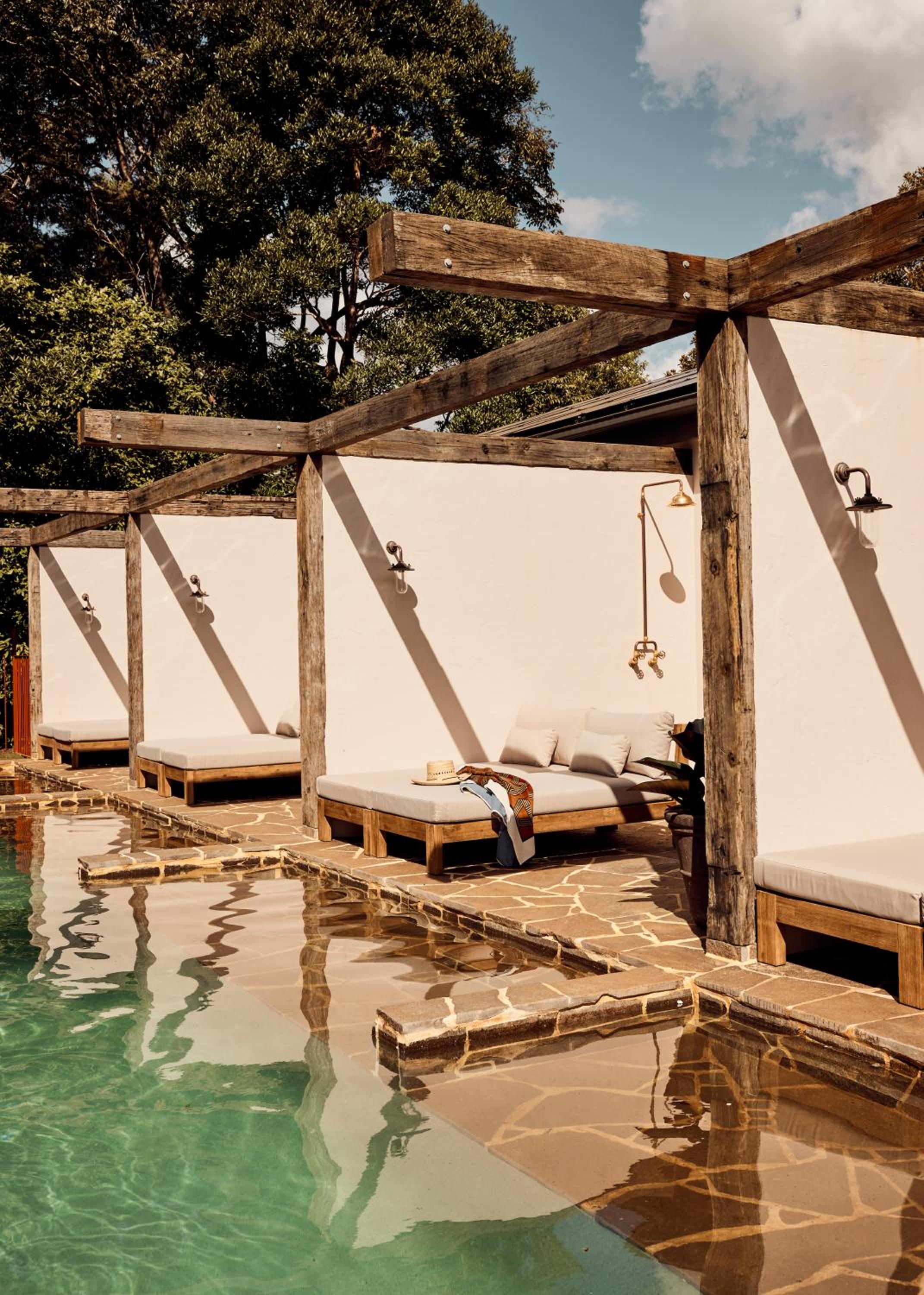 King Suite with Pool View photo 2