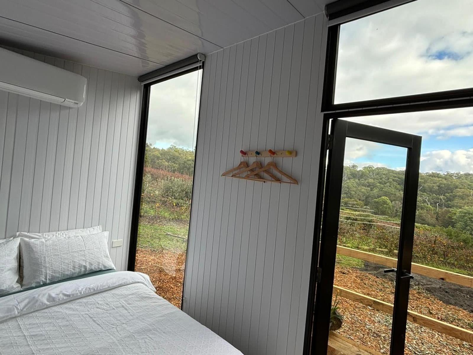 Mobile Home photo 1