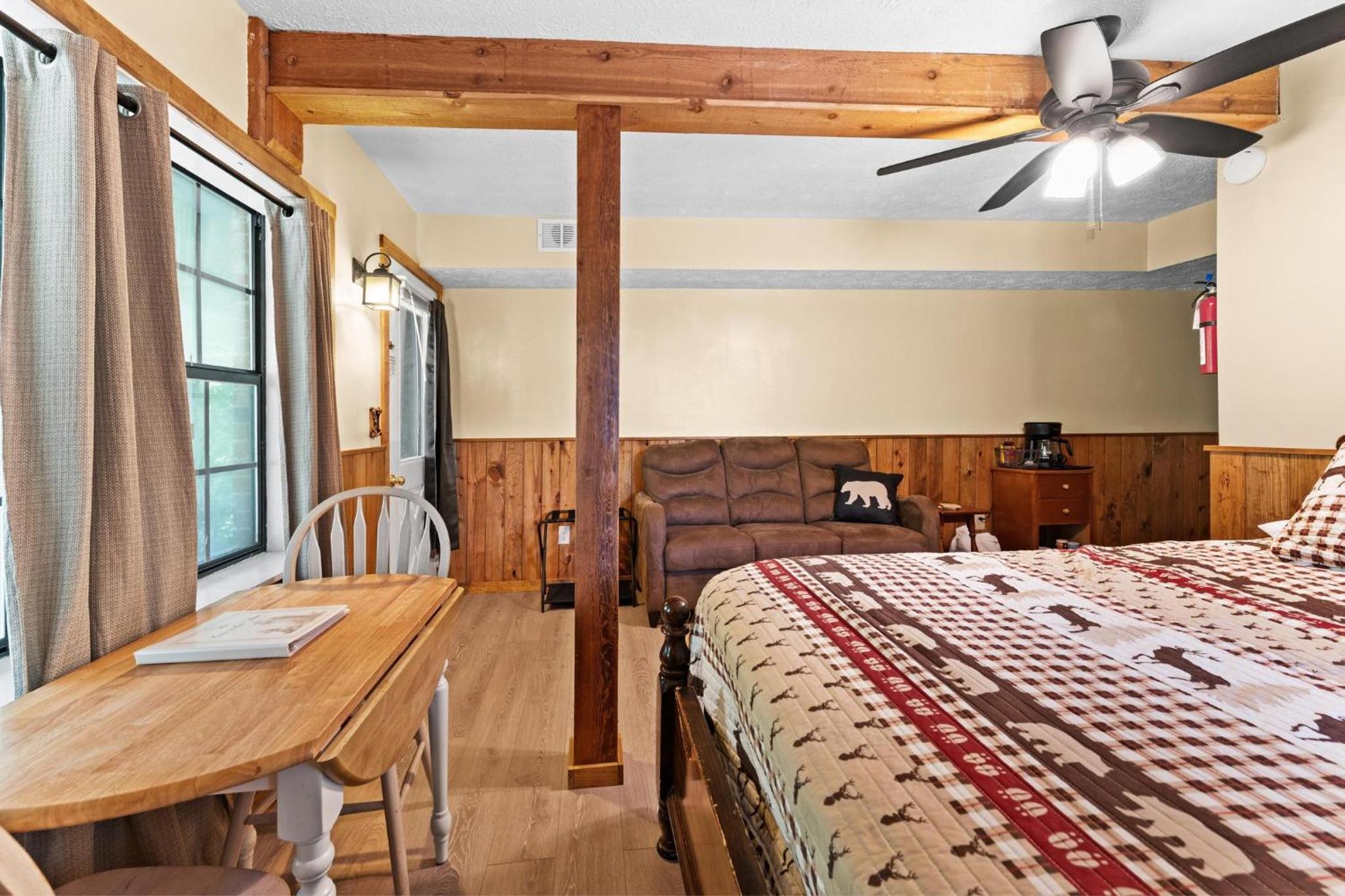 Queen Room With Balcony