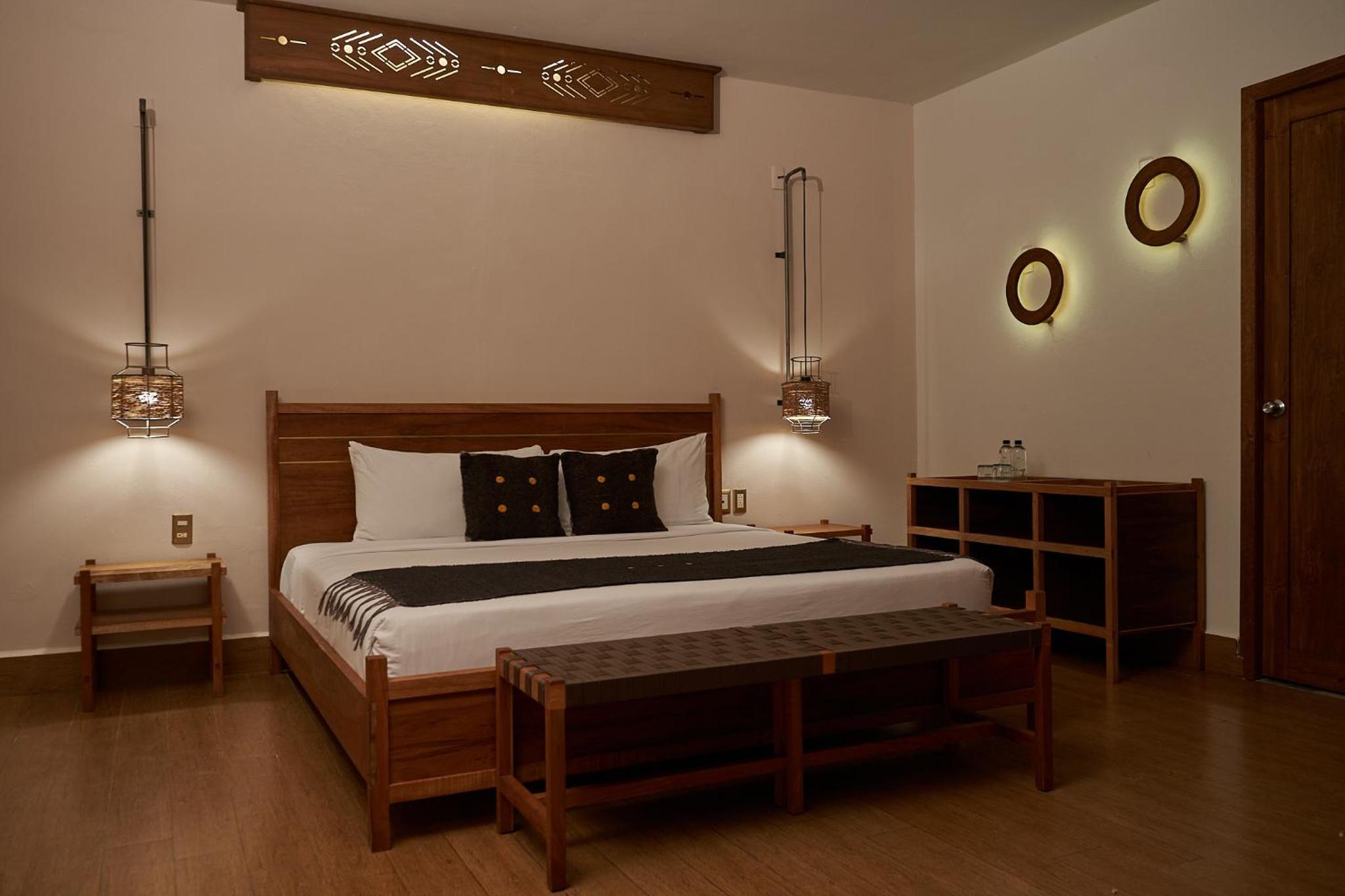 Family Room - Photo 6