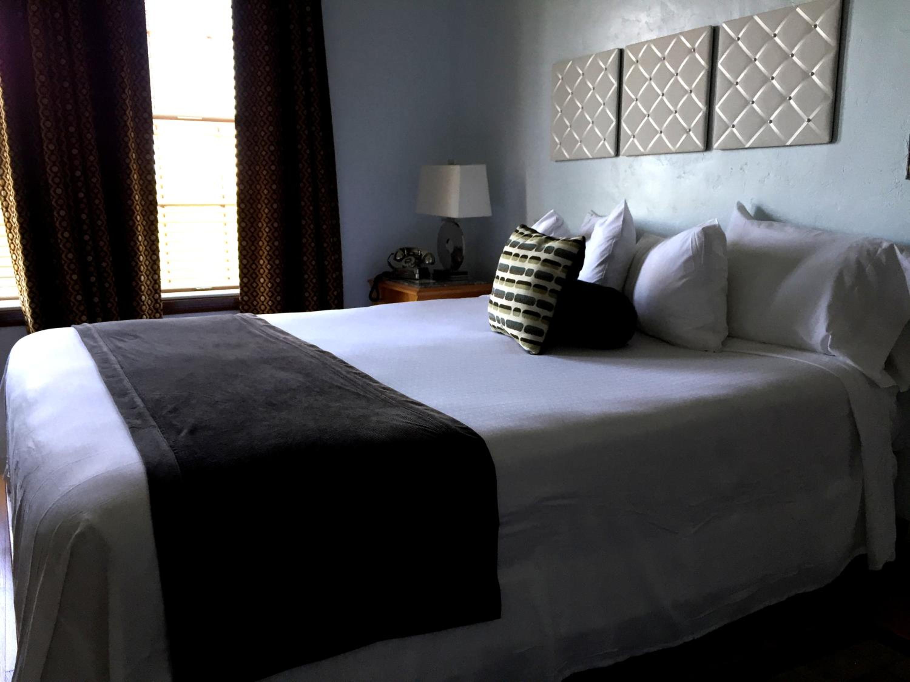 King Suite - Photo 5
