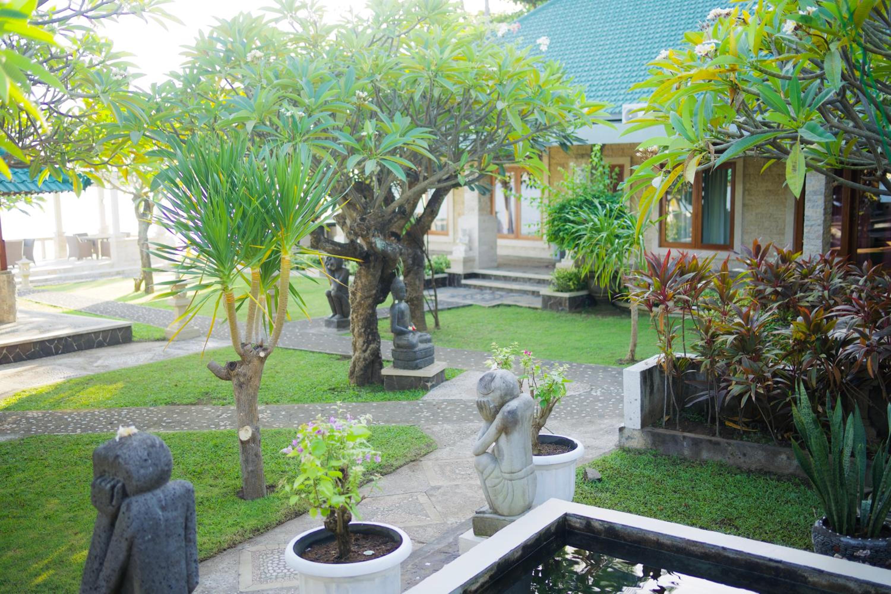 Three-Bedroom Villa - Photo 19
