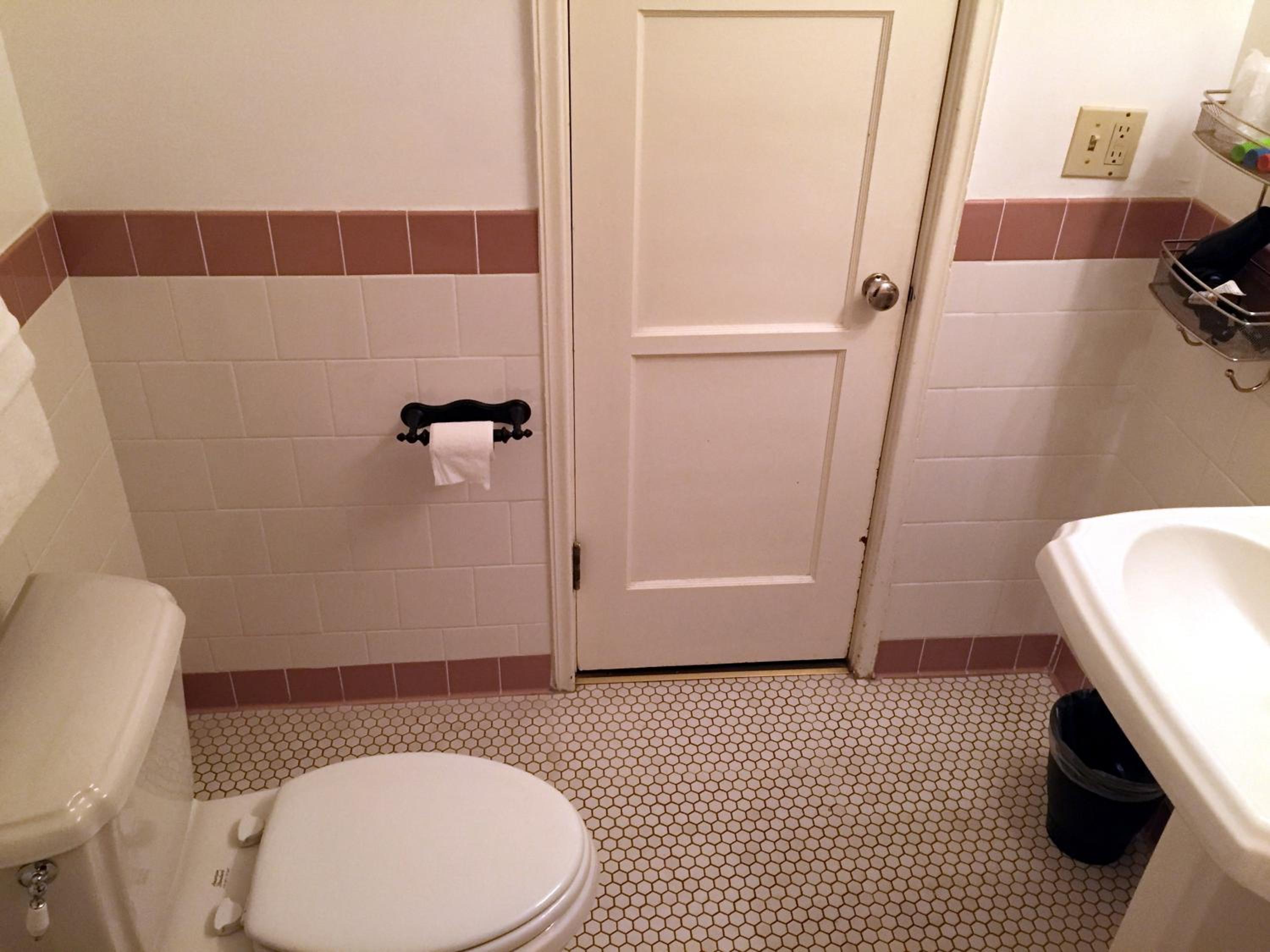 Queen Room - Photo 5