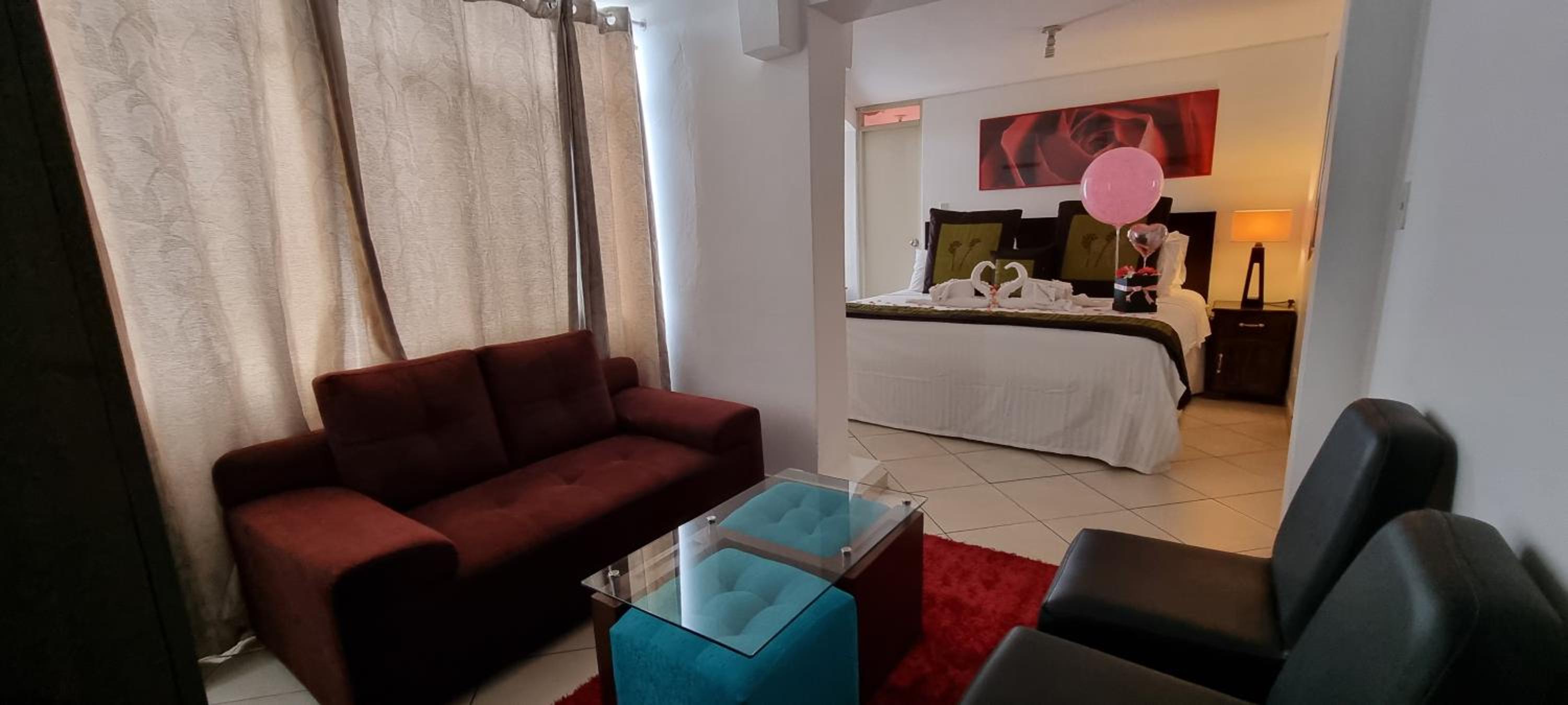 Deluxe King Room photo 1