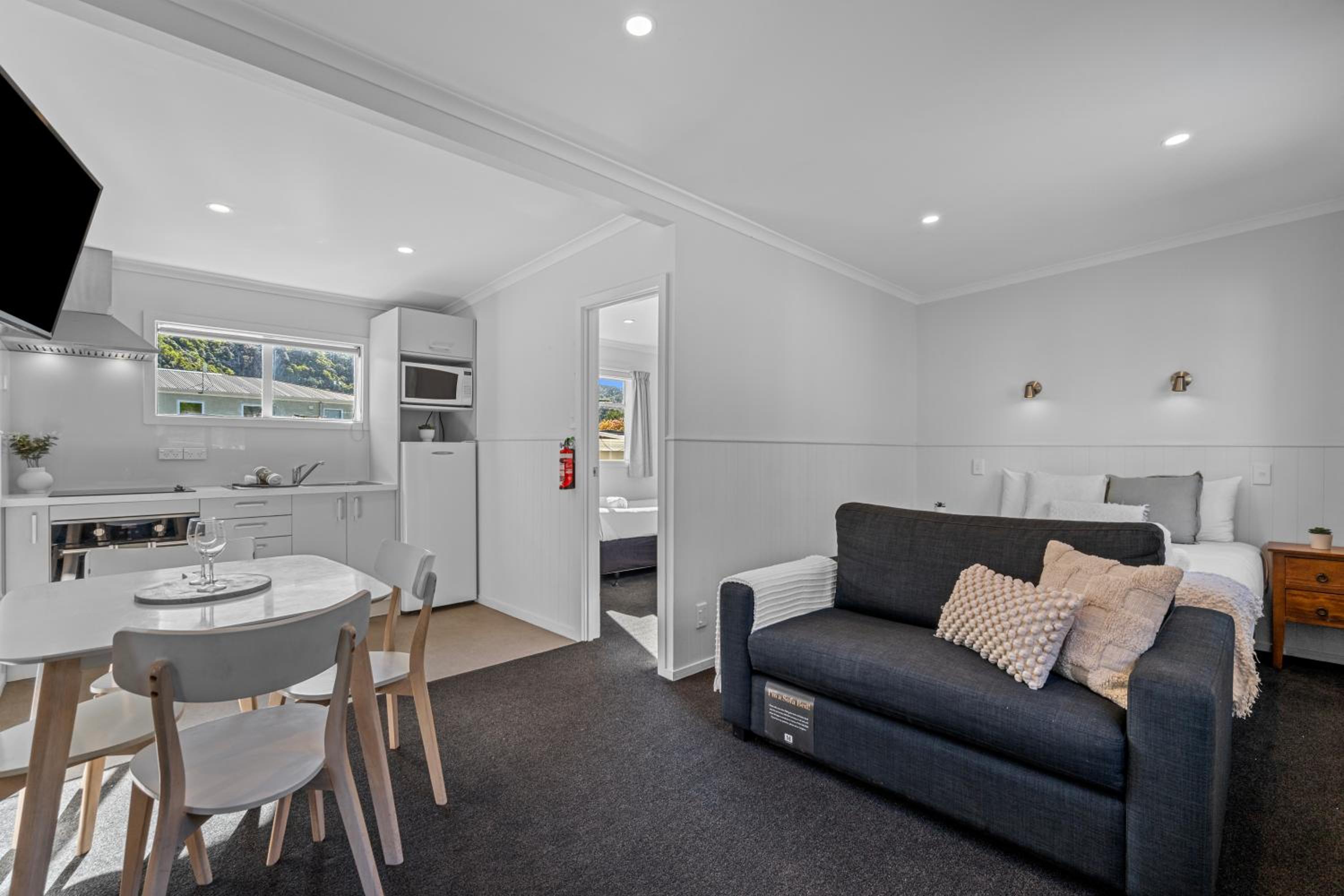 One Bedroom Motel