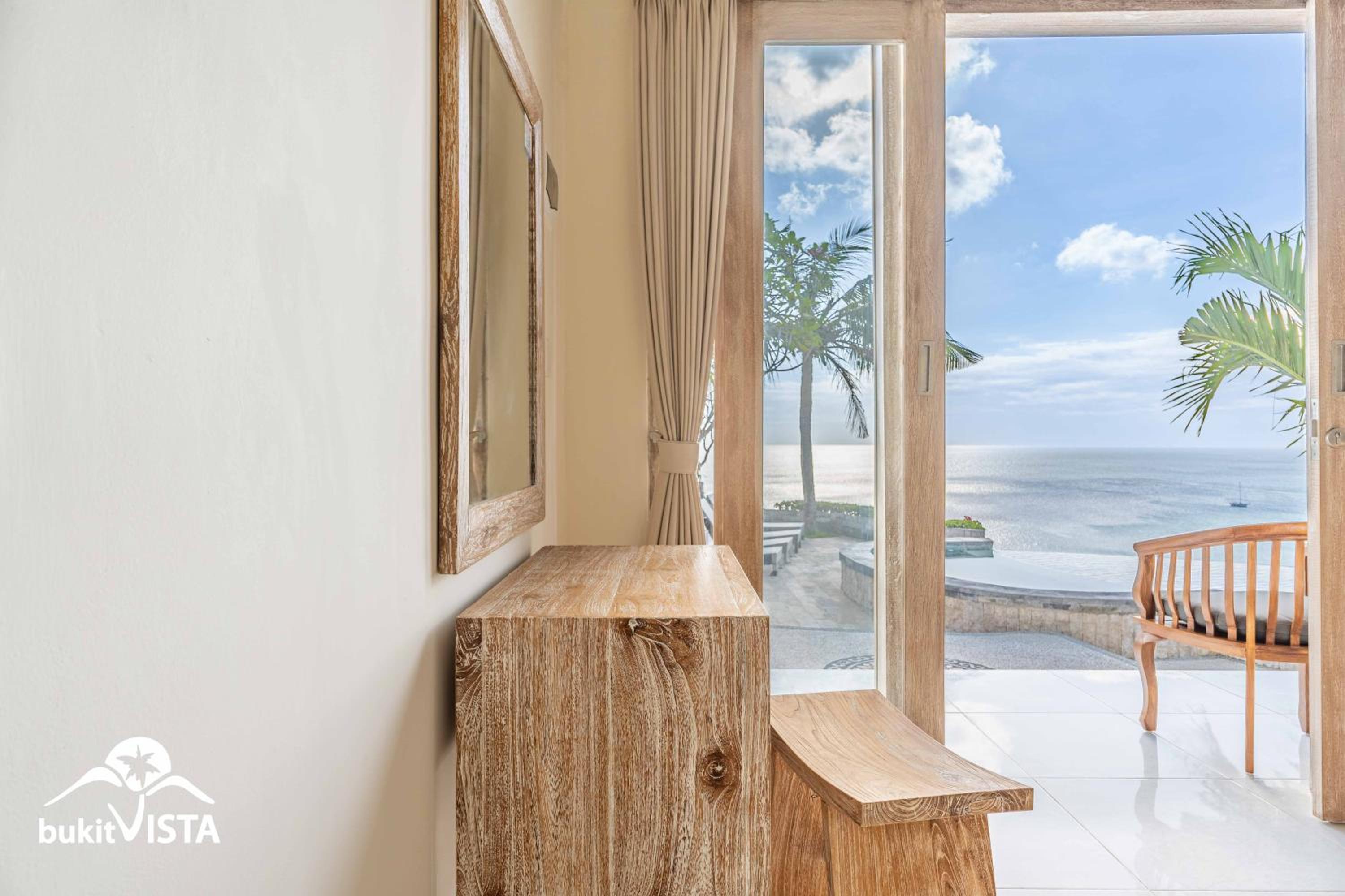 Double Room with Pool View - Photo 7