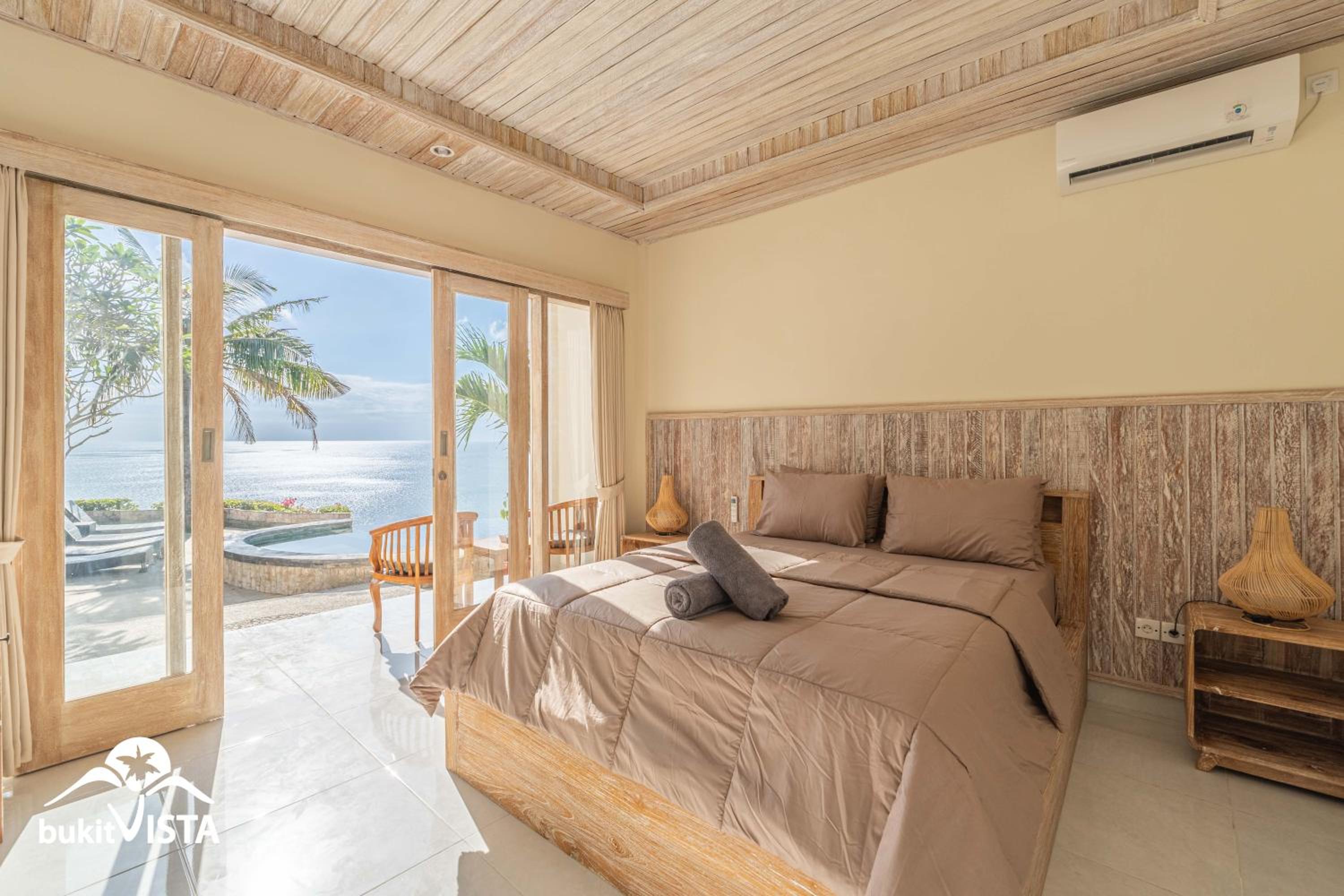 Double Room with Pool View - Photo 4