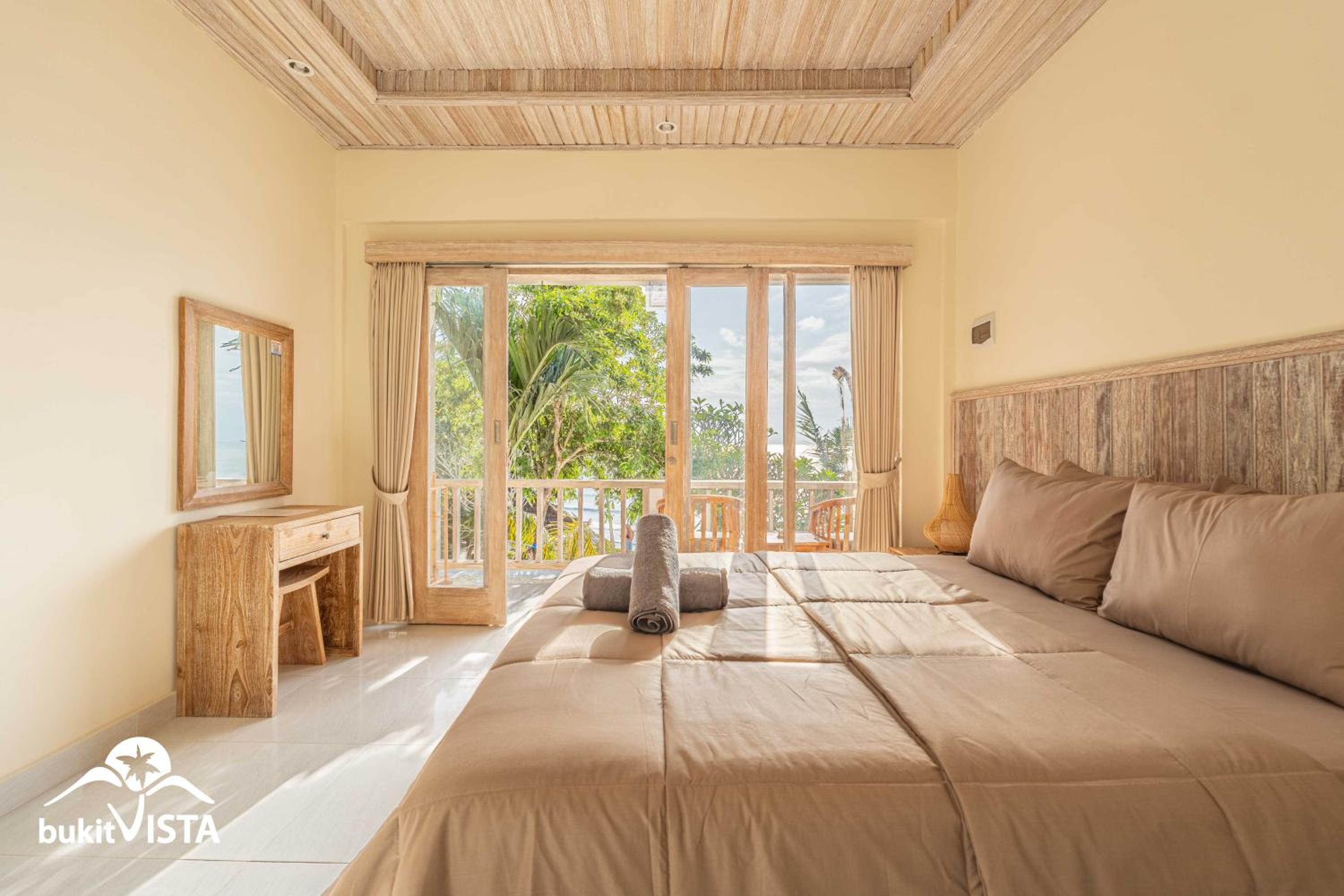Double Room with Balcony and Sea View - Photo 1