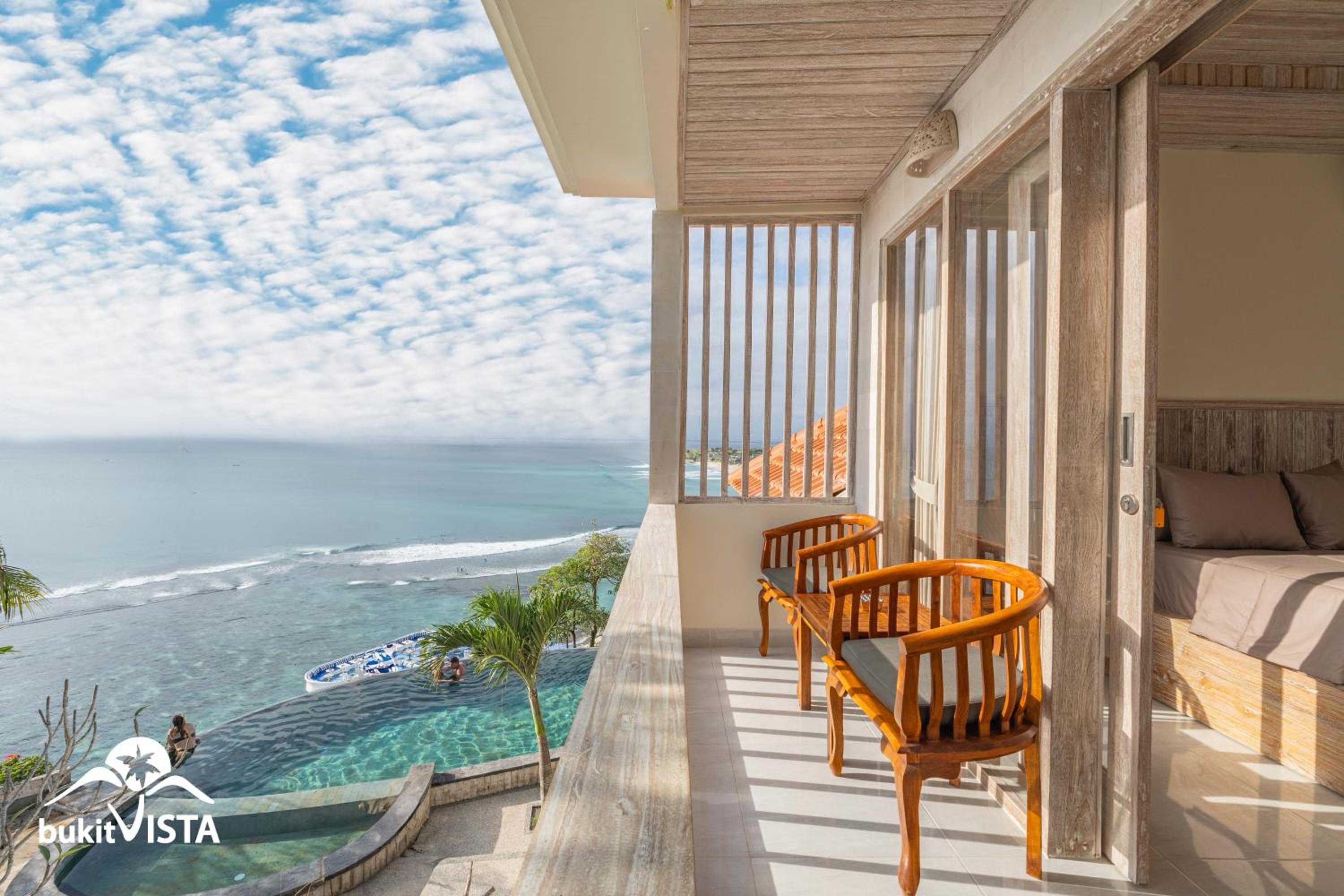 Double Room with Balcony and Sea View - Photo 2