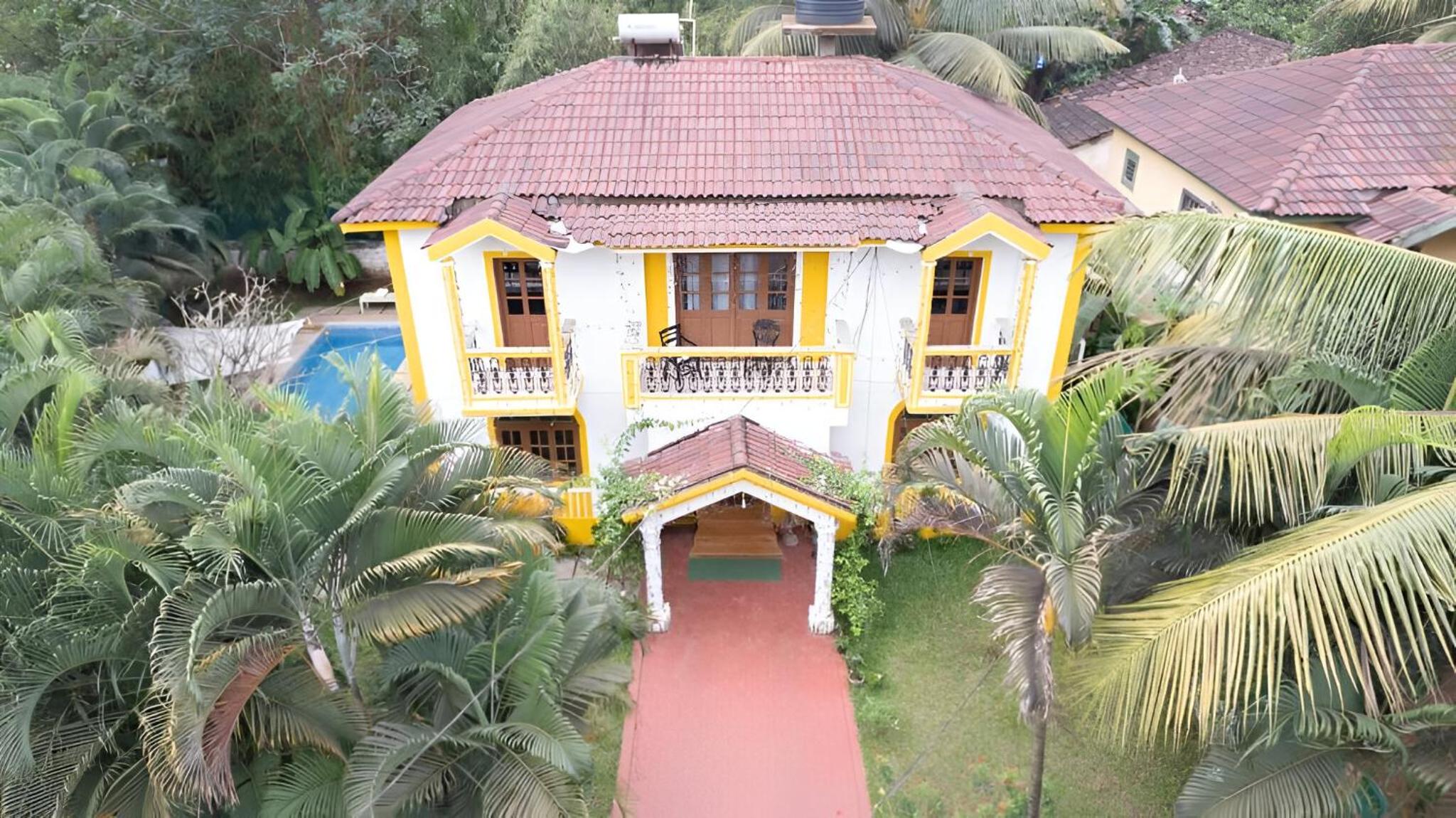Three-Bedroom Villa photo 2