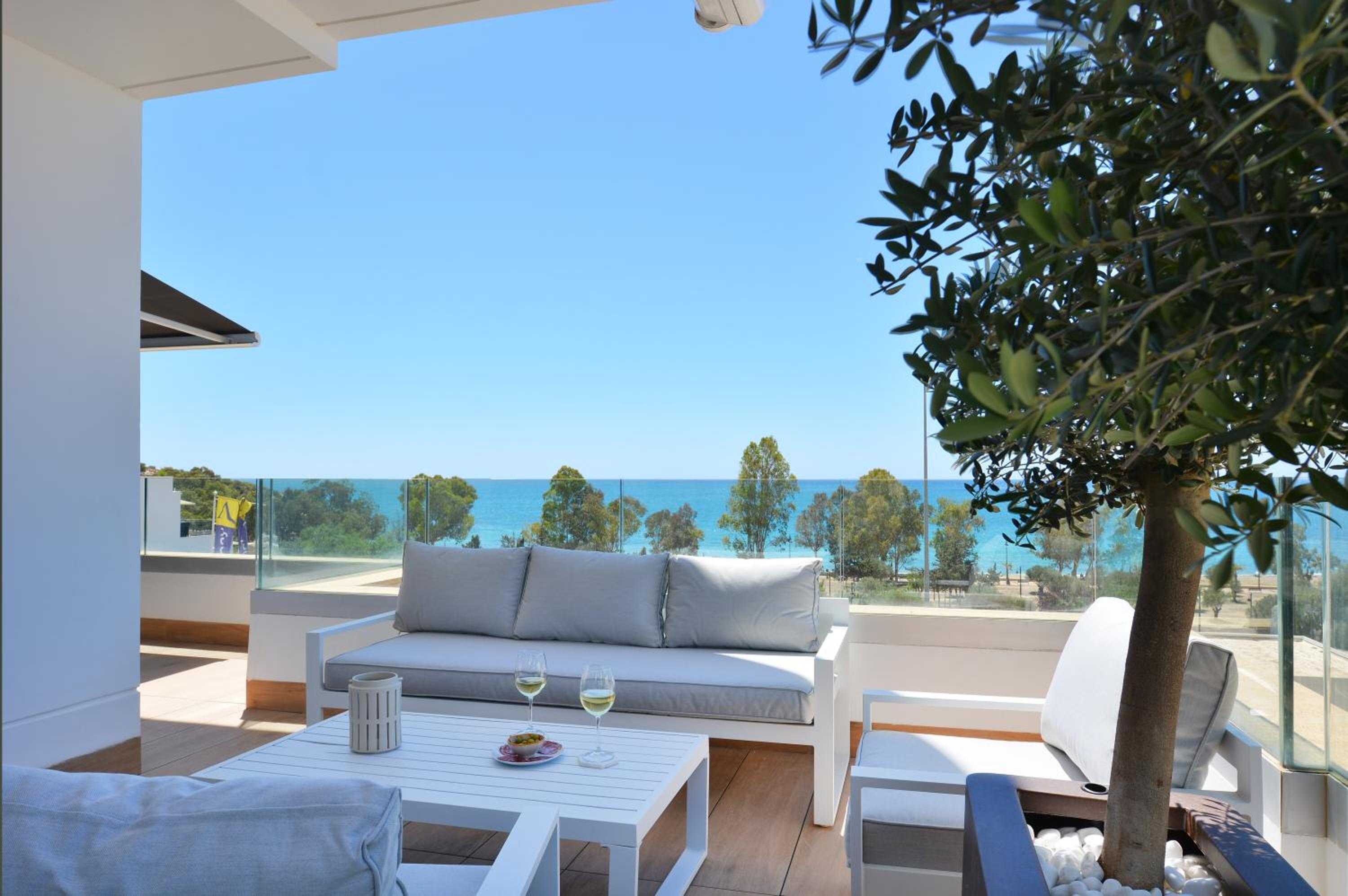 Apartment with Sea View photo 2