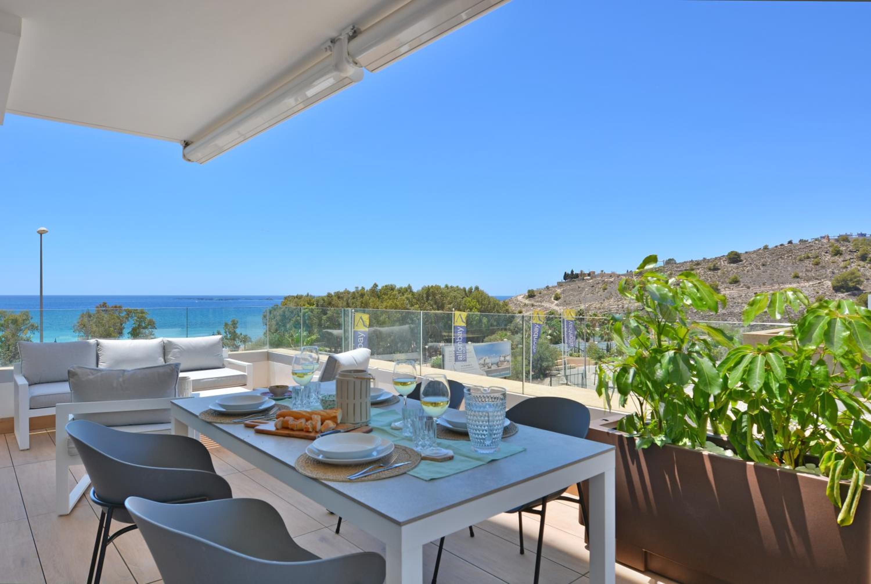 Apartment with Sea View photo 3