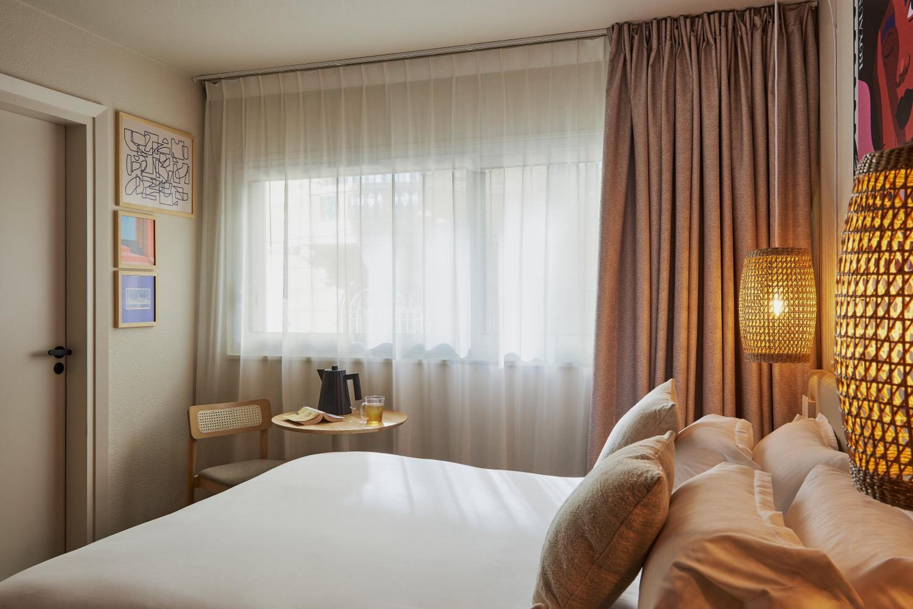 Superior Double Room with Sea View - Photo 2