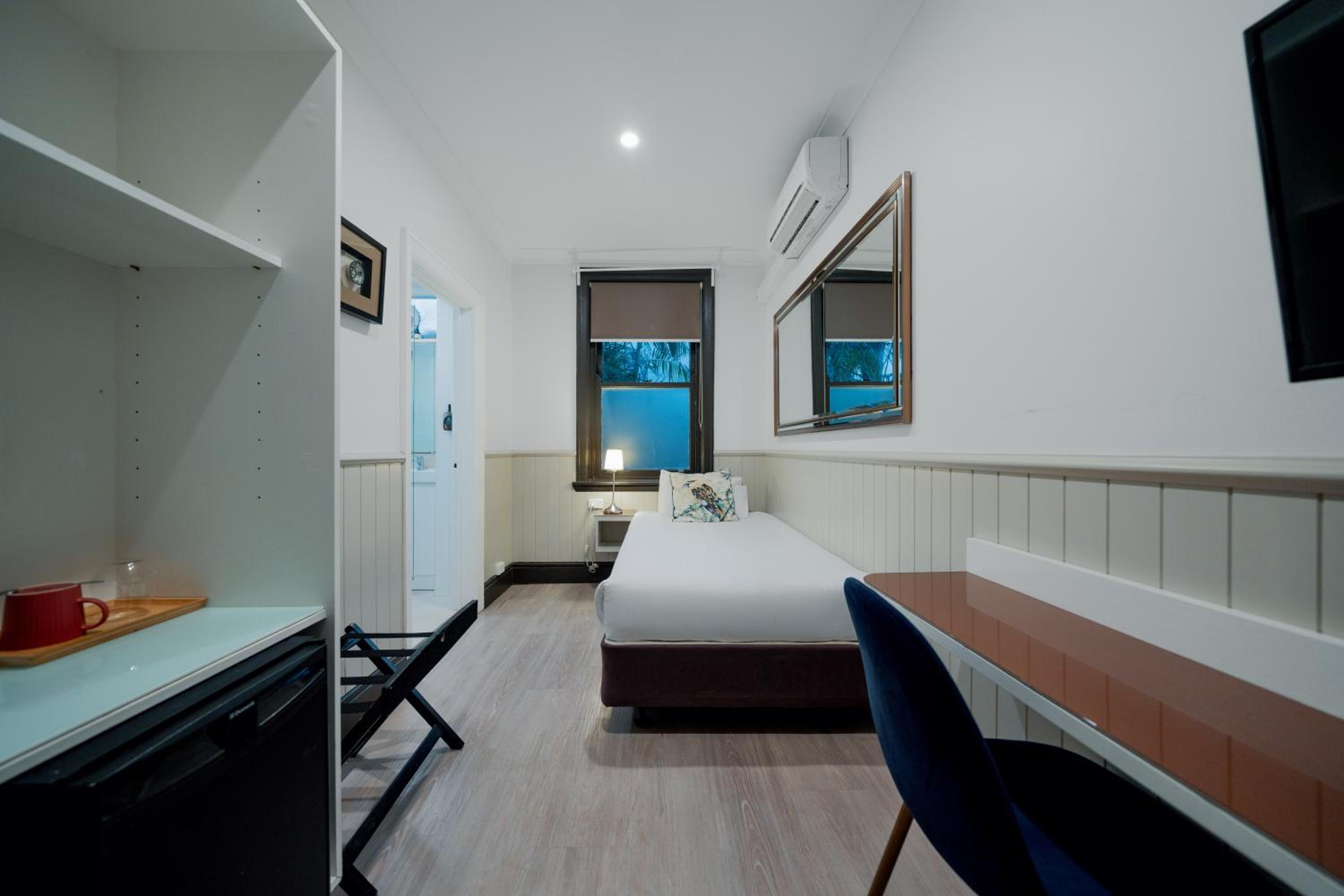 Economy Single Room
