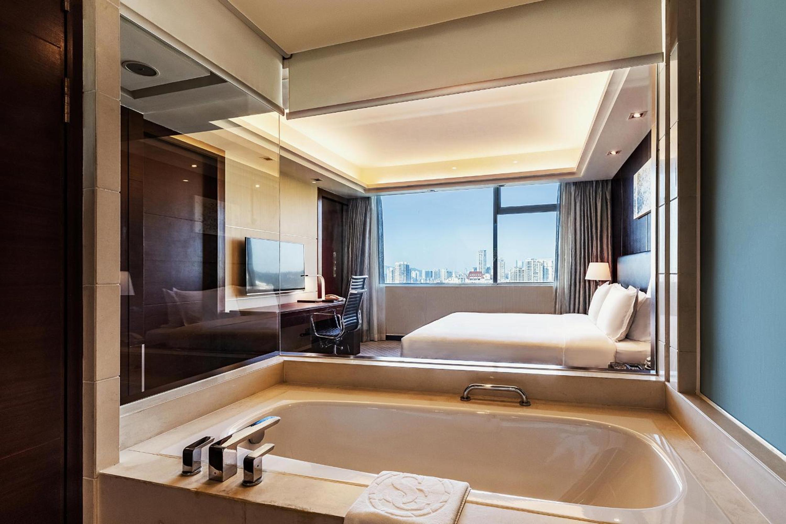 Executive City View Suite（Exclusive access to the Executive Club Lounge） - Photo 4