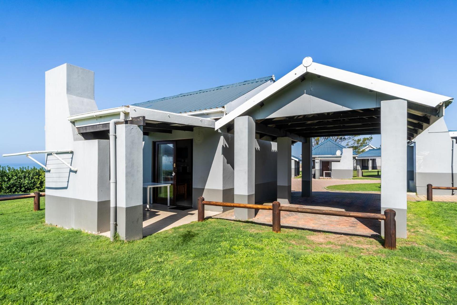  4 Sleeper Beach House (1 bedroom sea v) photo 2
