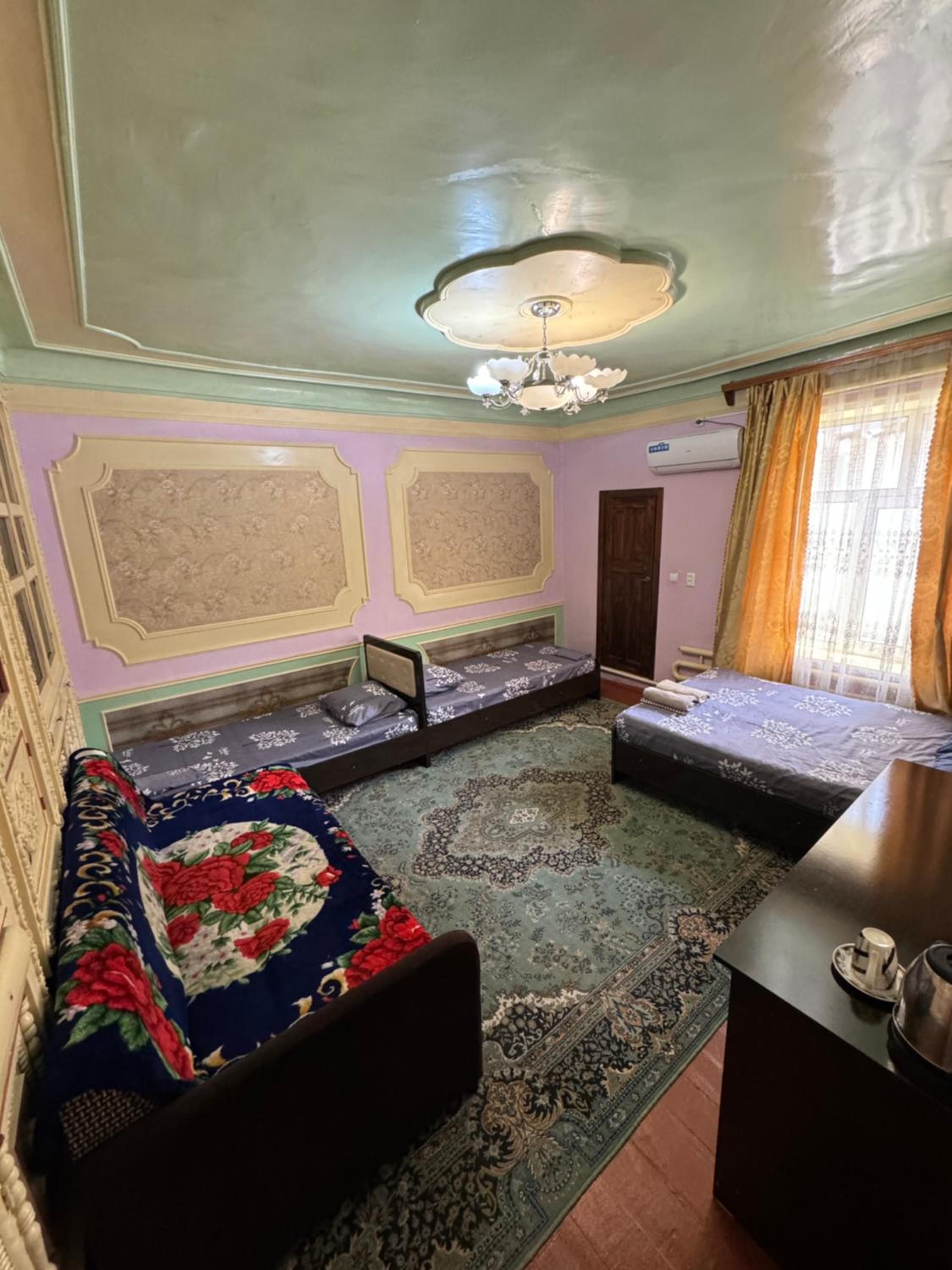 Deluxe Family Room photo 1