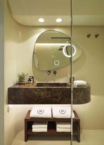 Classic King Room - Photo 5