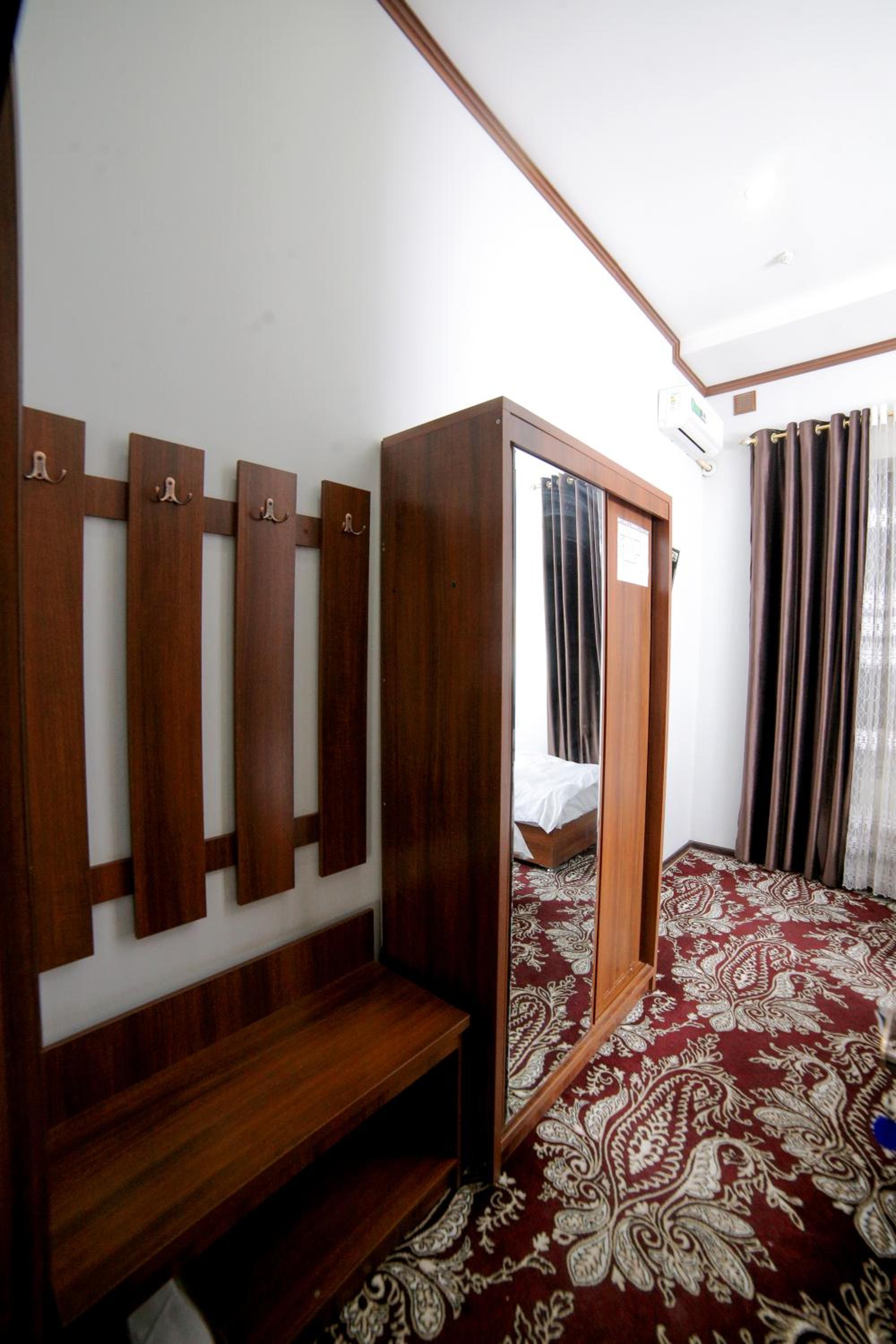 Mixed Dormitory Room photo 1