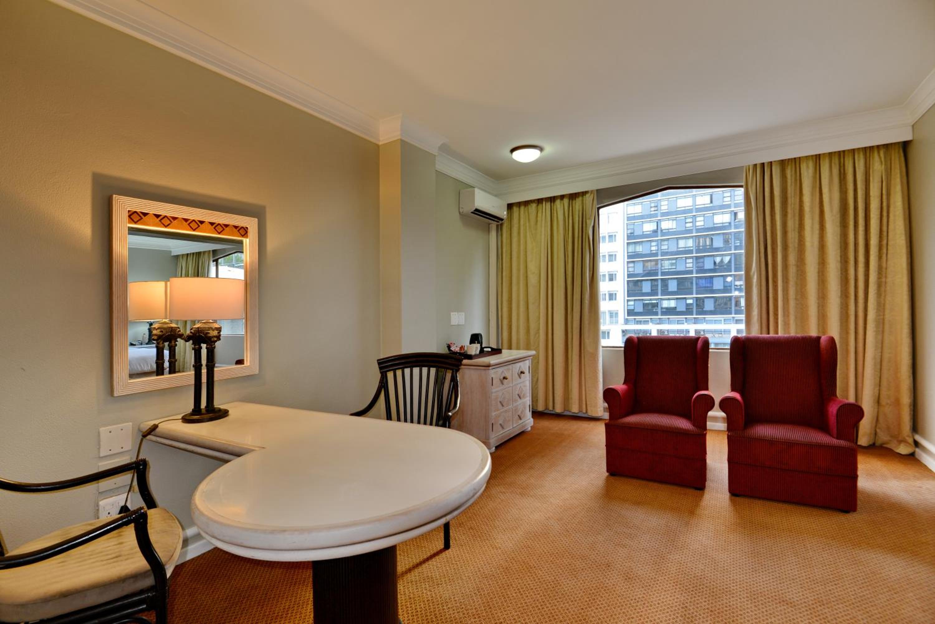 Deluxe Double or Twin Room - Photo 2
