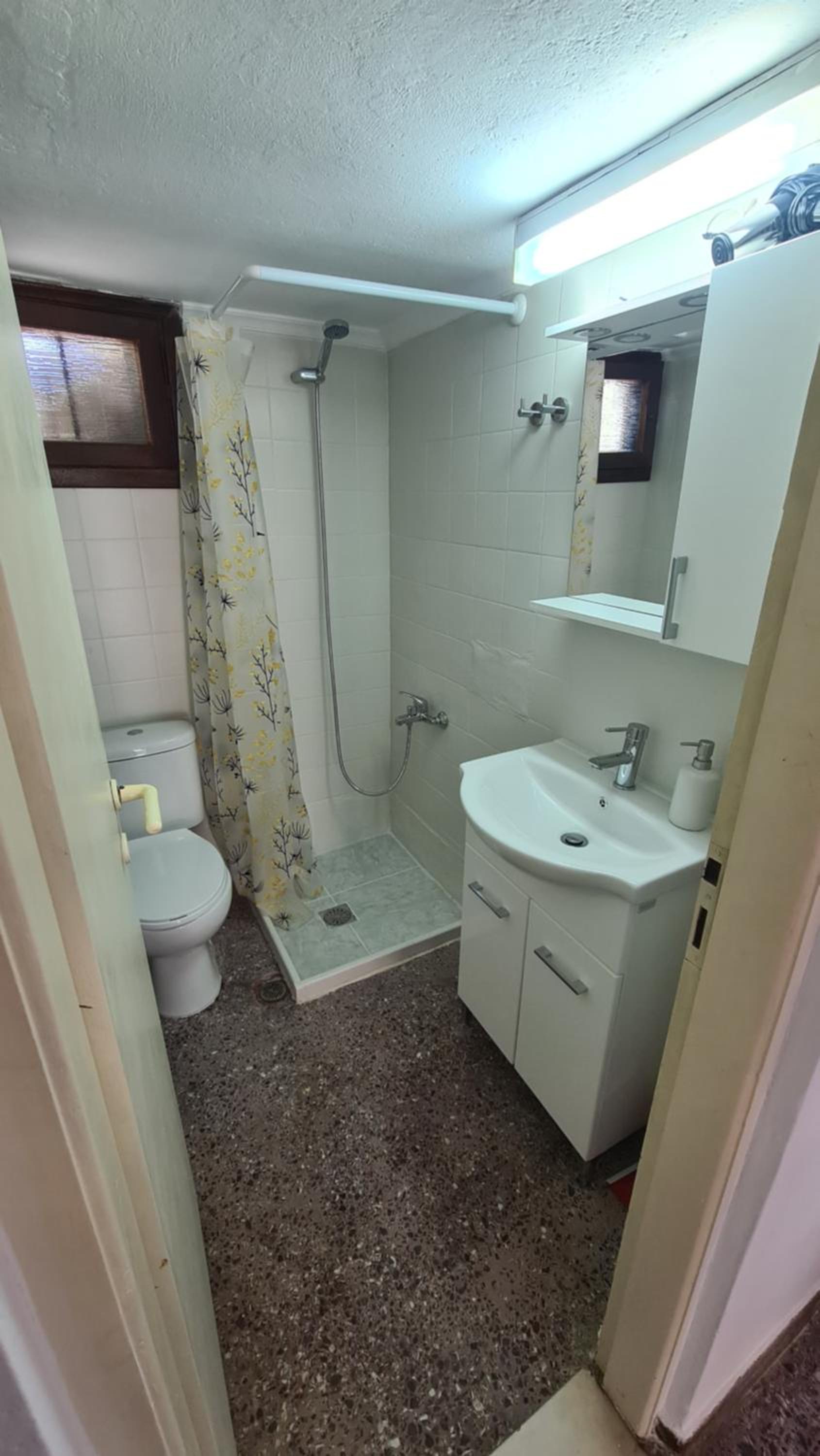 Two-Bedroom House photo 3