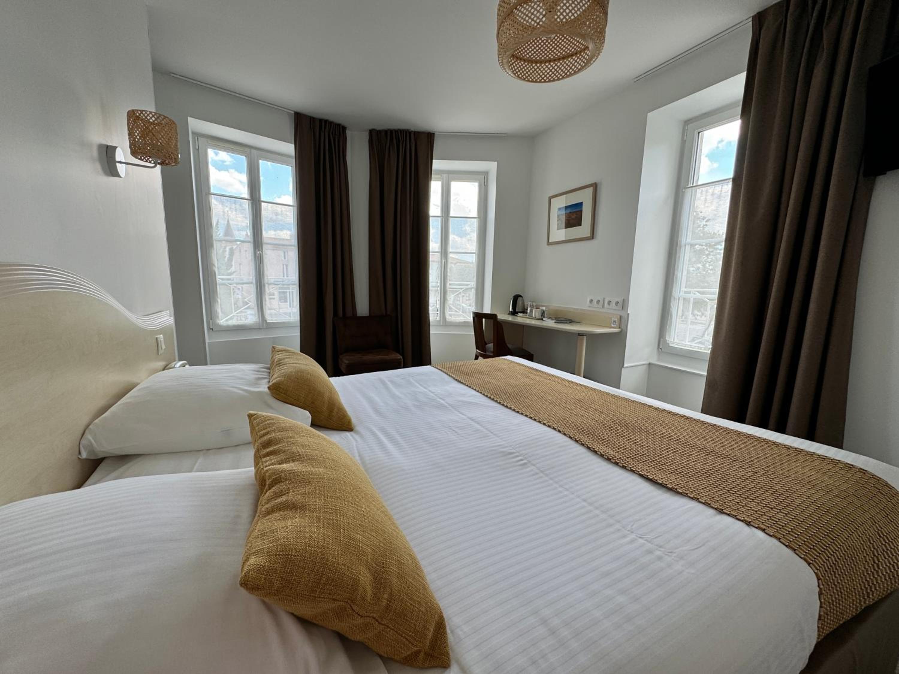Family Suite (3 Adults)