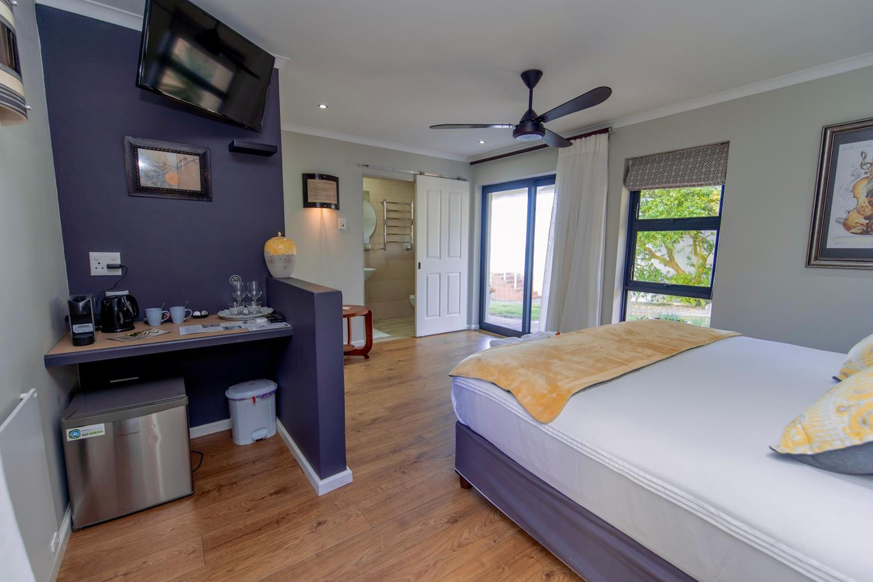 Double Room With Garden View photo 3