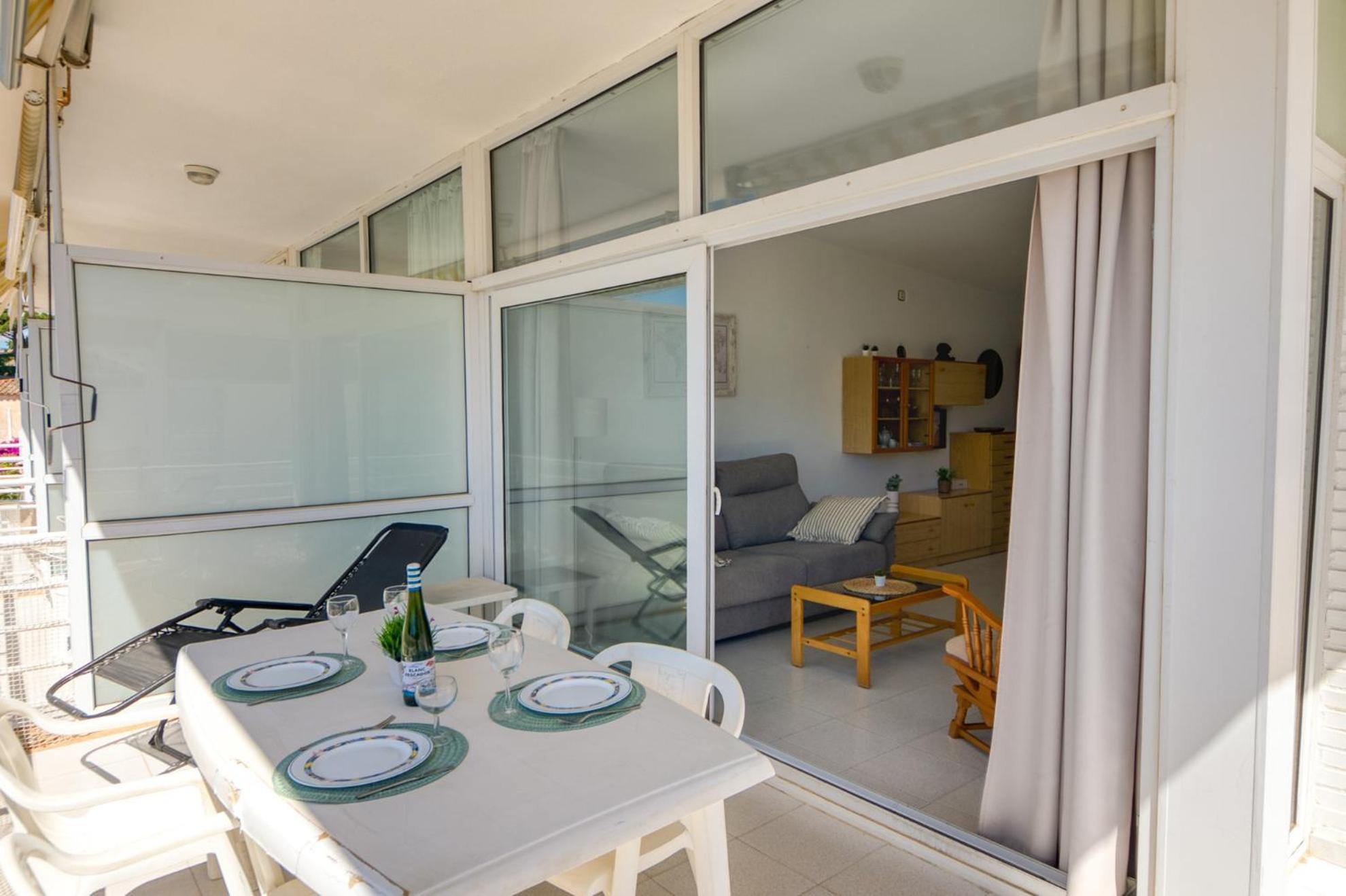 Apartment With Sea View photo 2