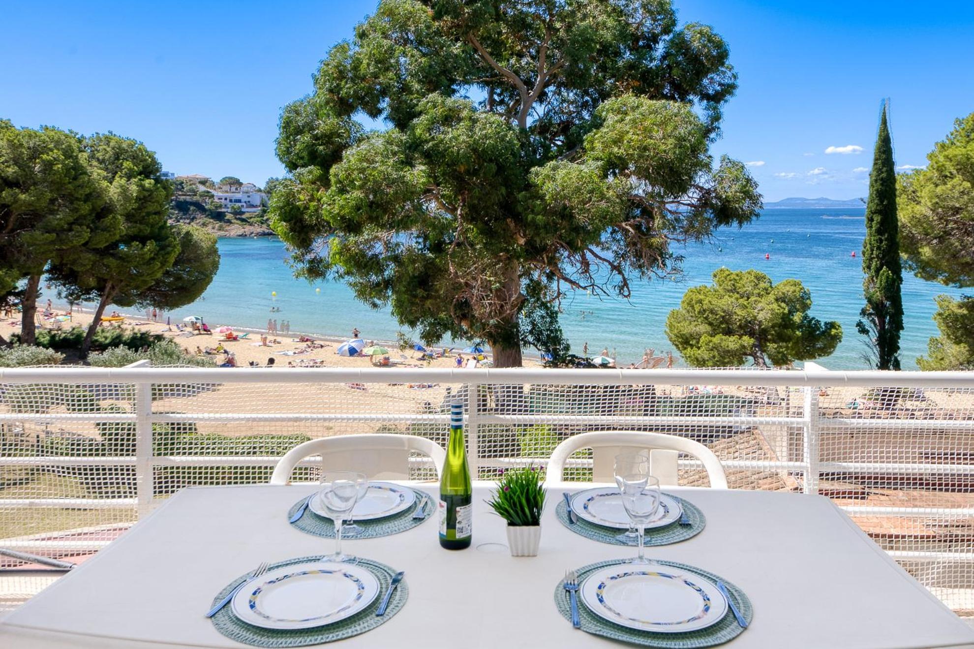 Apartment With Sea View photo 3
