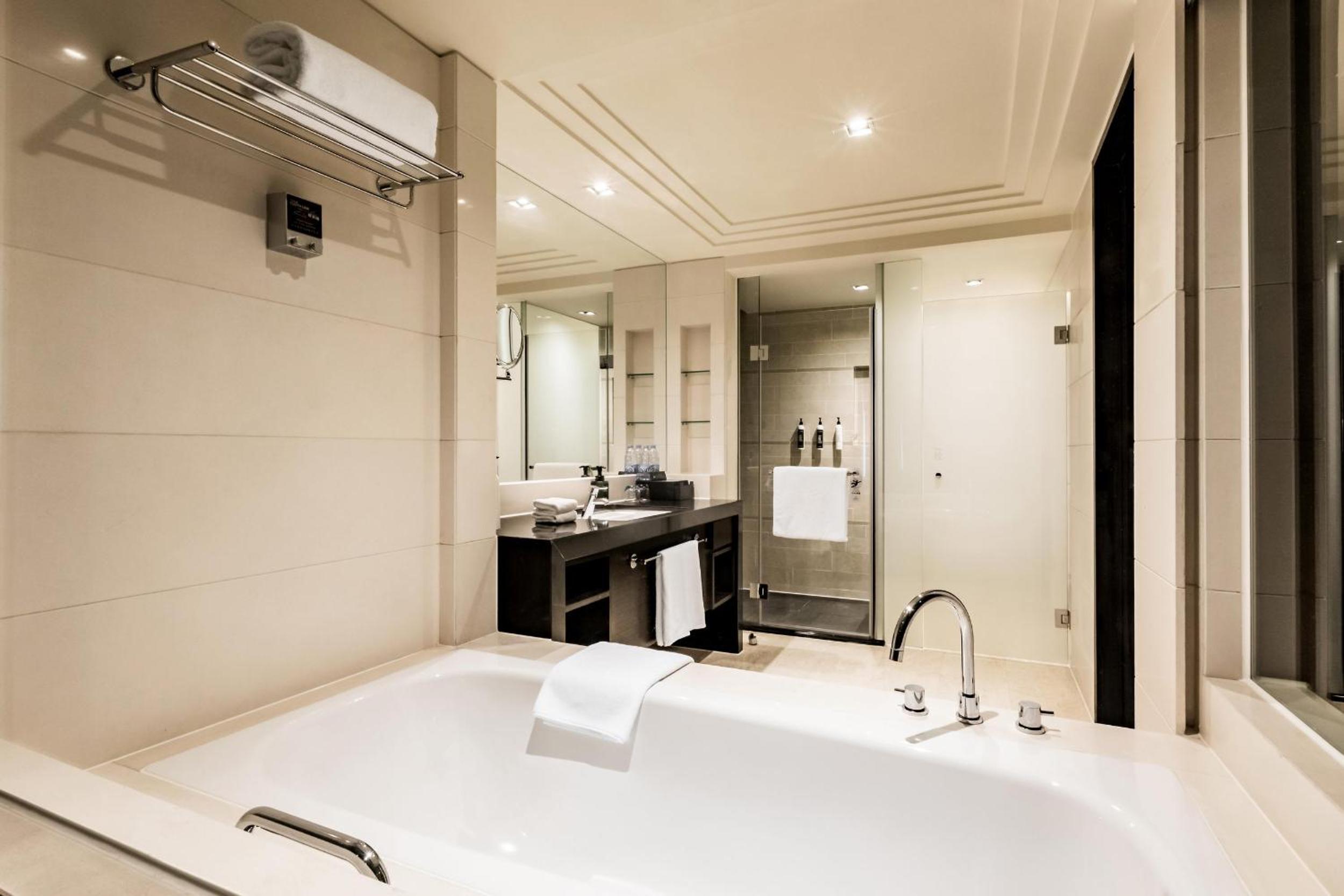 Deluxe Twin Room - Photo 5