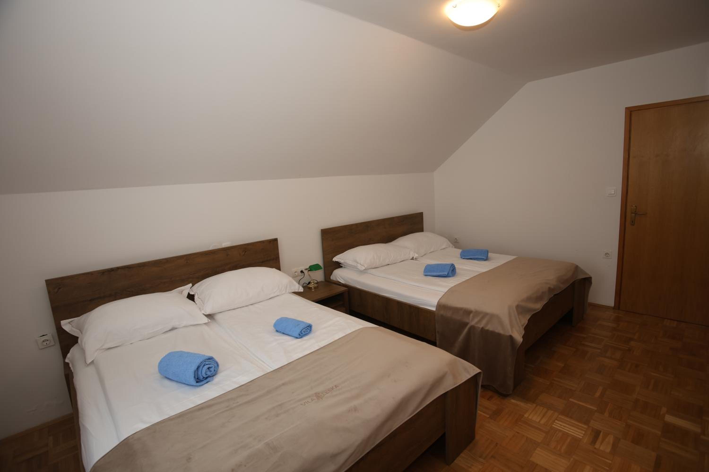 Two-Bedroom Apartment - Photo 2