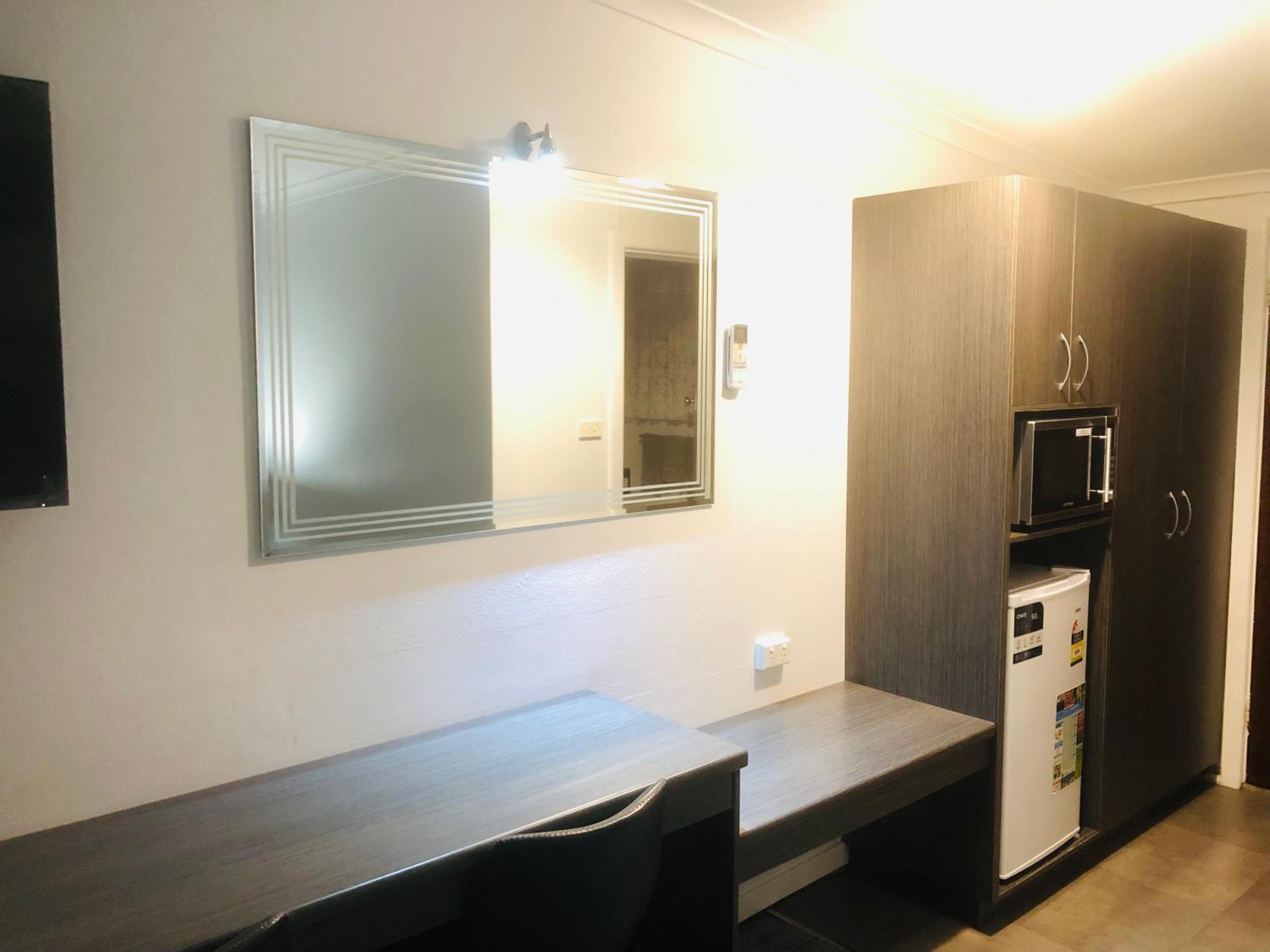 Twin Room - Photo 1